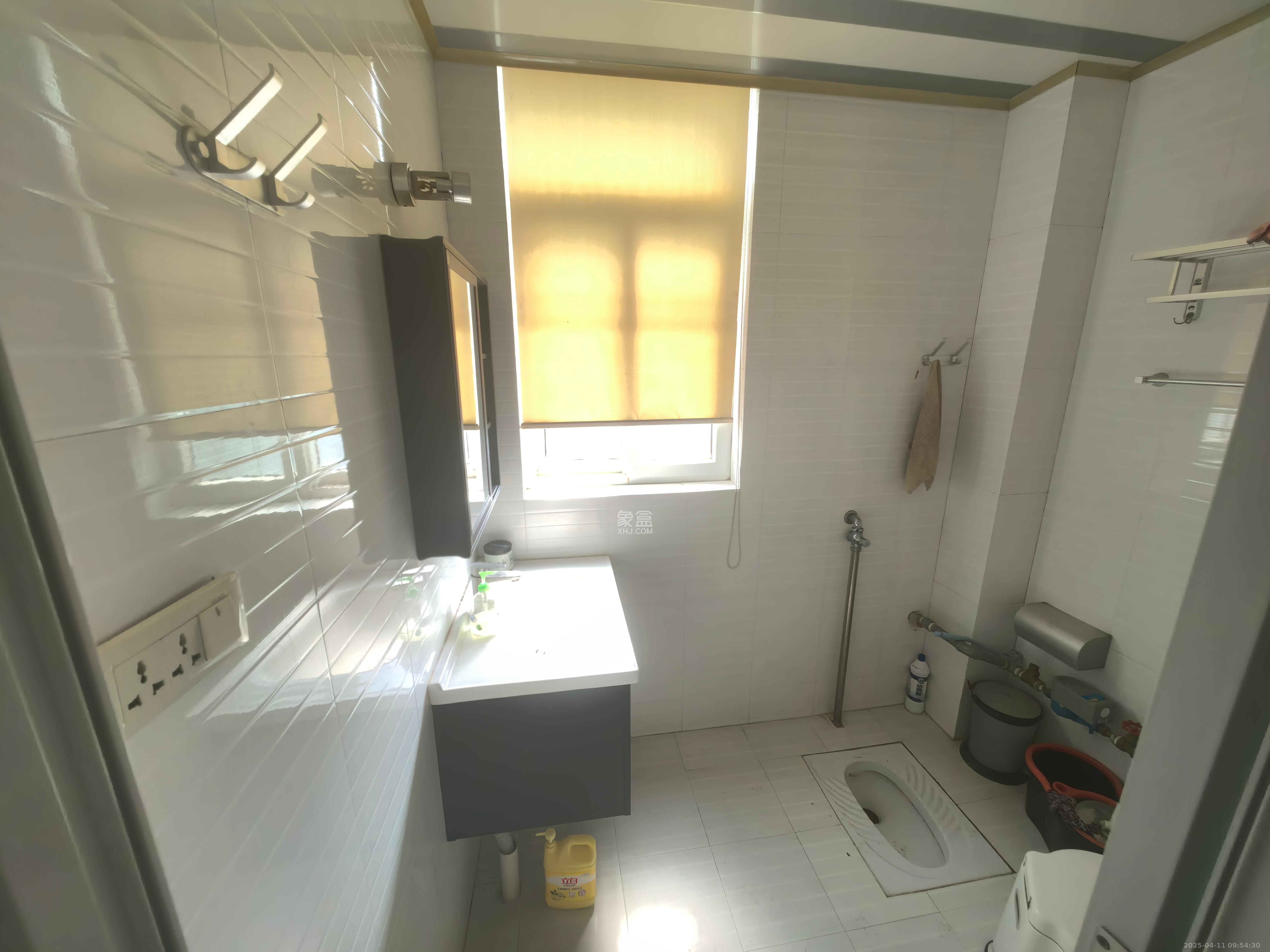 汇城花园 2室2厅1卫 3000.0元/月 汇城花园 2室2厅1卫 3000.0元/月室内图