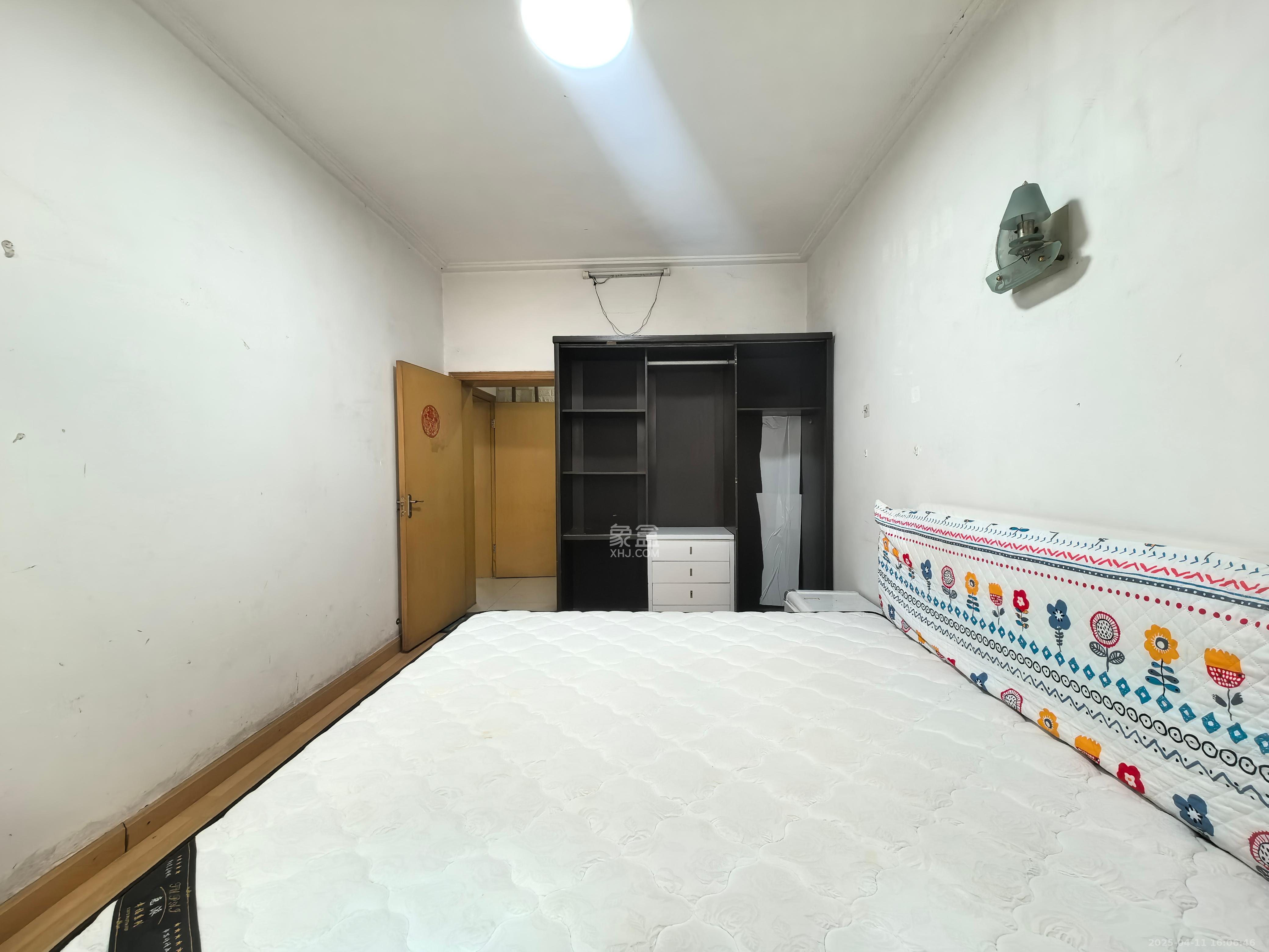 东风一村社区房（王家垅）  2室1厅1卫   1400.00元/月室内图