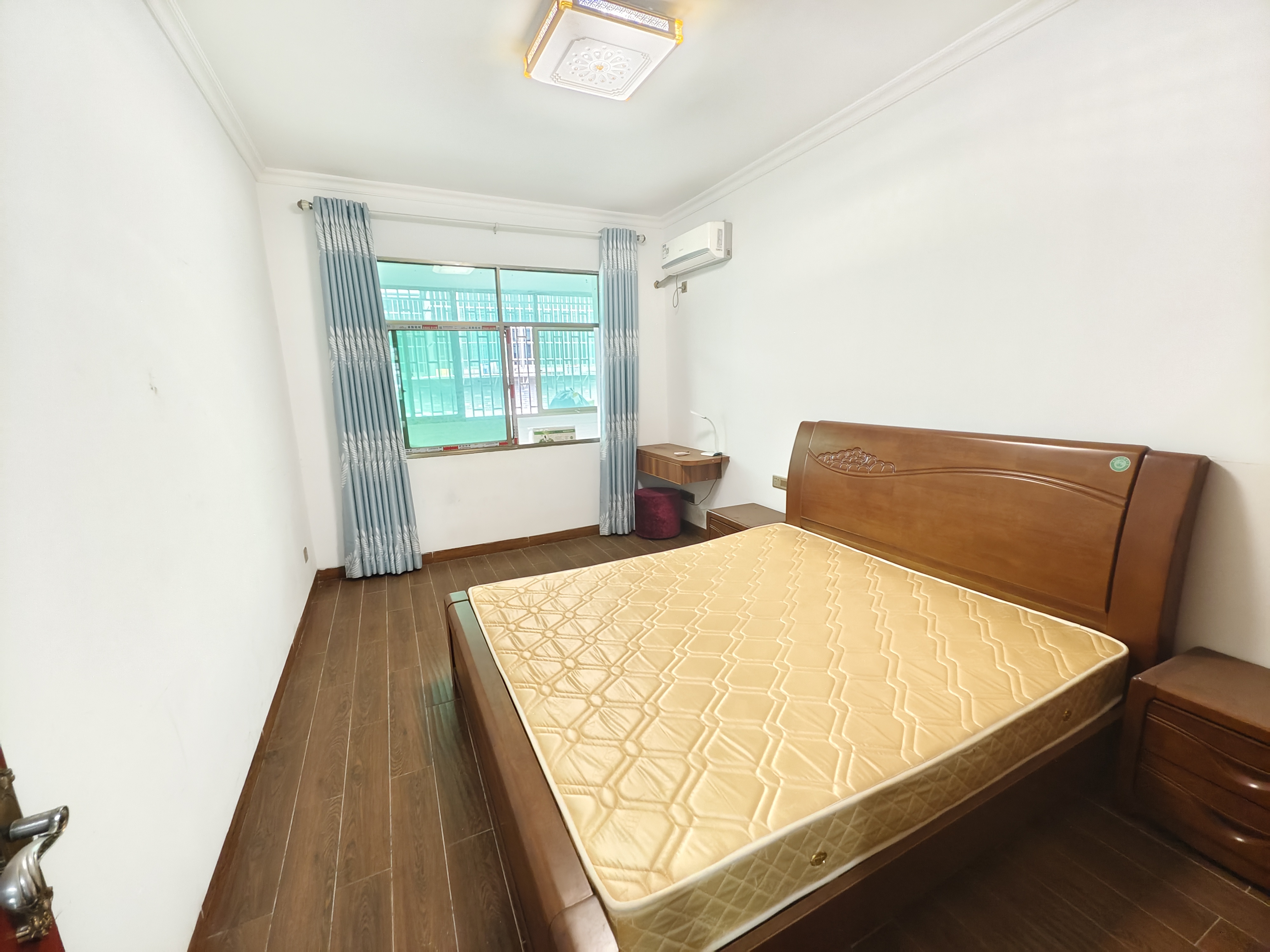 互助小区 3室2厅1卫 1500.0元/月 互助小区 3室2厅1卫 1500.0元/月室内图