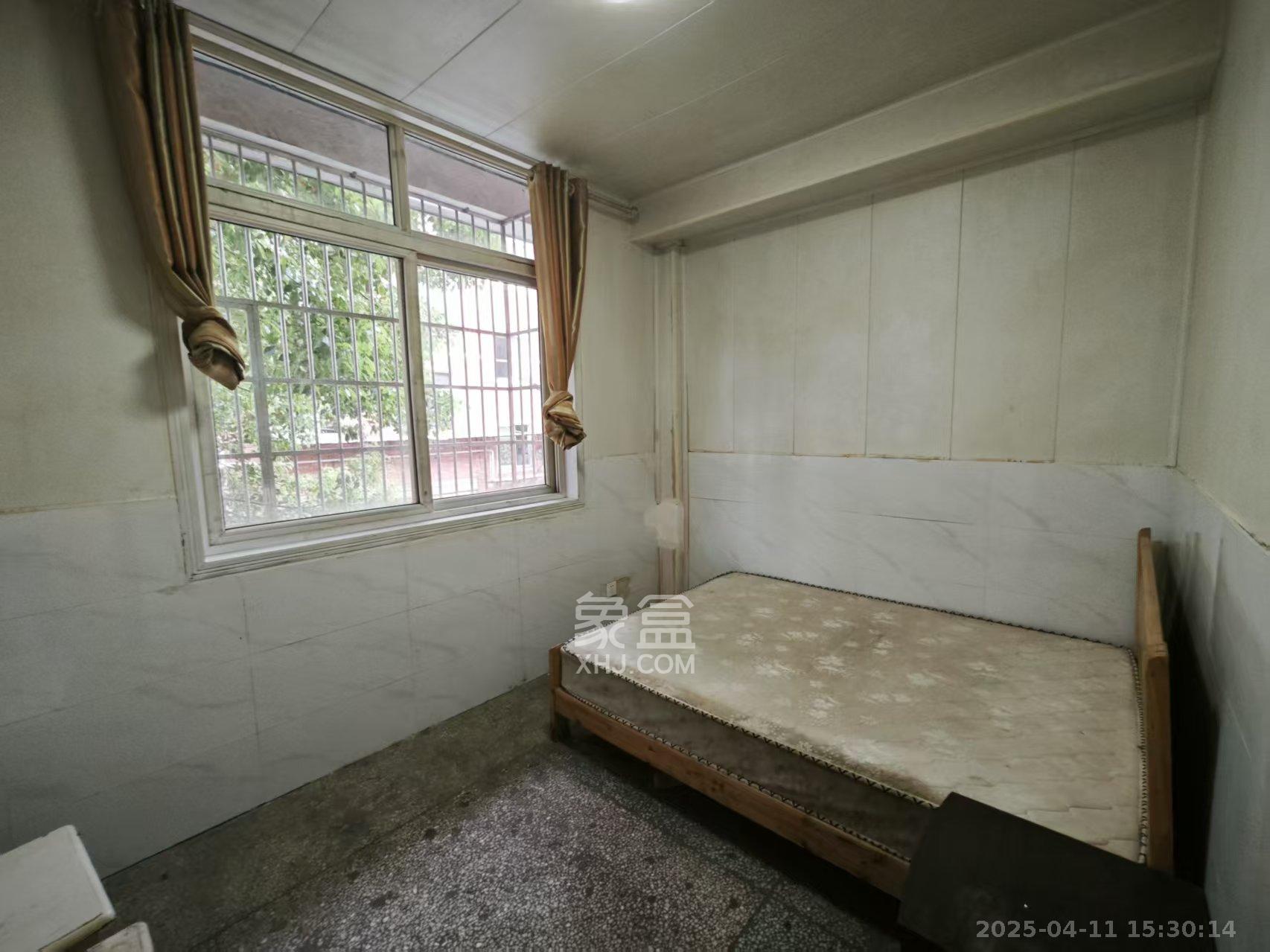 金鹰机电大市场  2室2厅1卫    1000.0元/月 金鹰机电大市场  2室2厅1卫    1000.0元/月