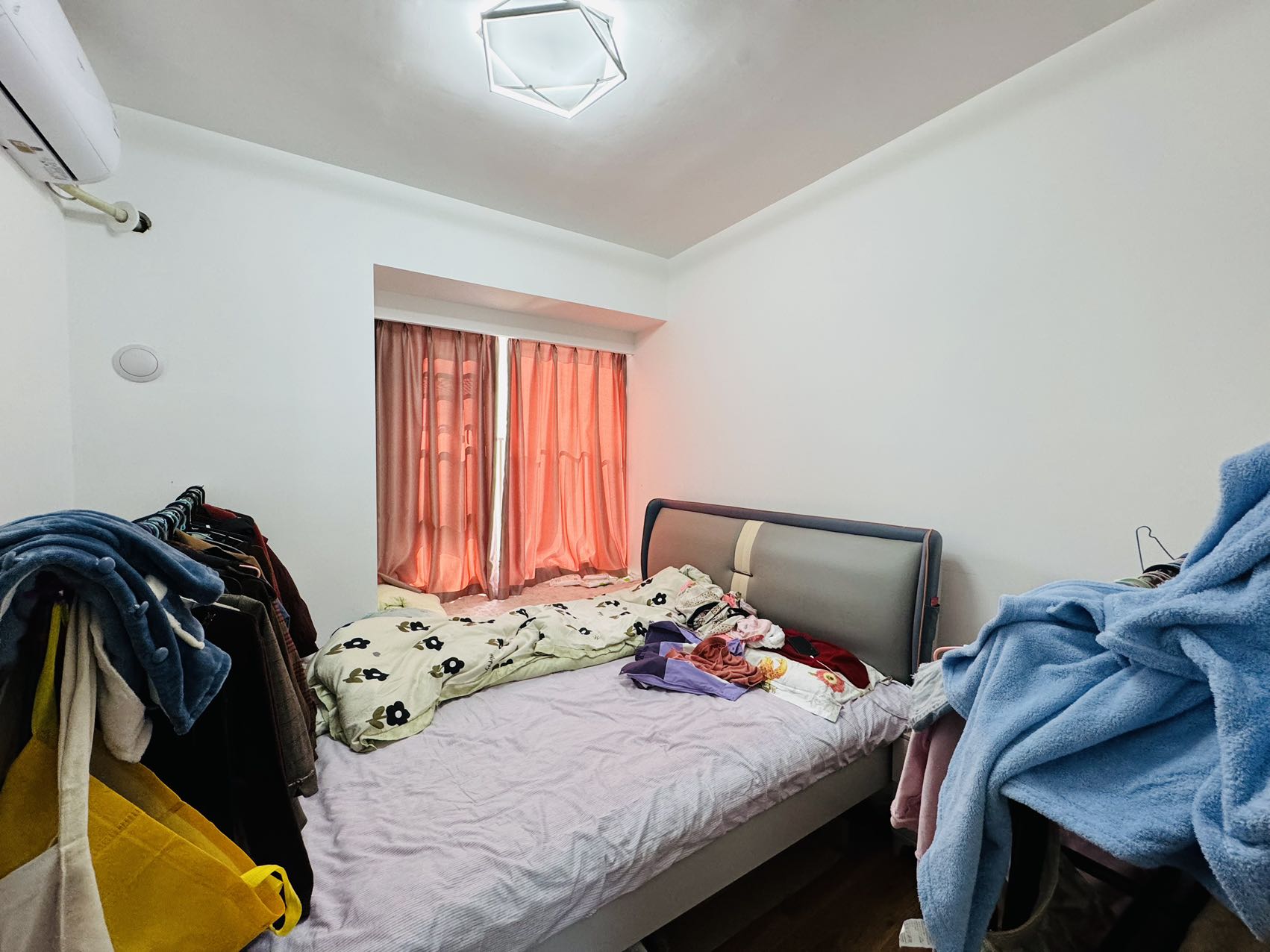 蓝溪谷 3室2厅2卫 68.8万 蓝溪谷 3室2厅2卫 68.8万室内图