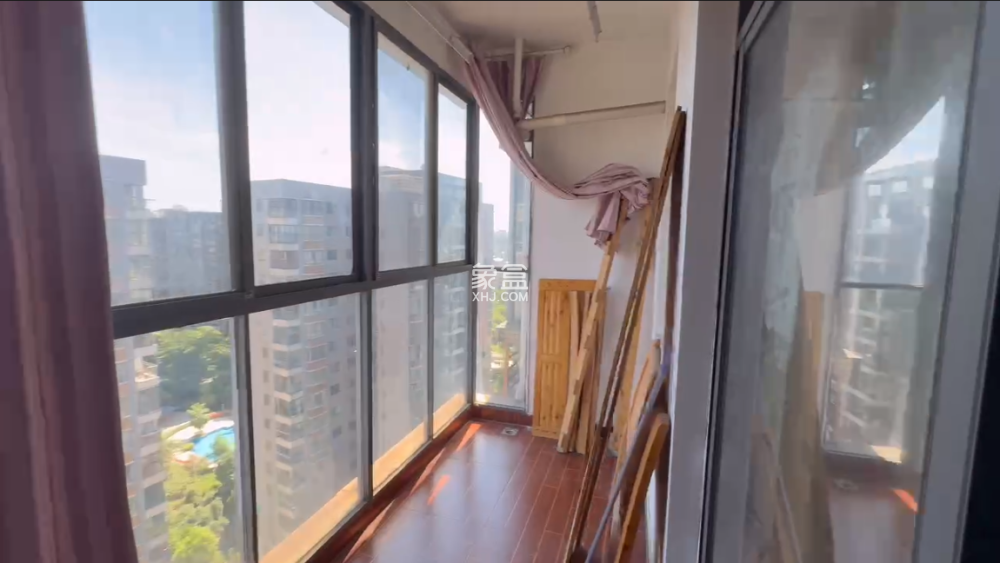 城市风景 4室2厅2卫 71.0万 城市风景 4室2厅2卫 71.0万室内图