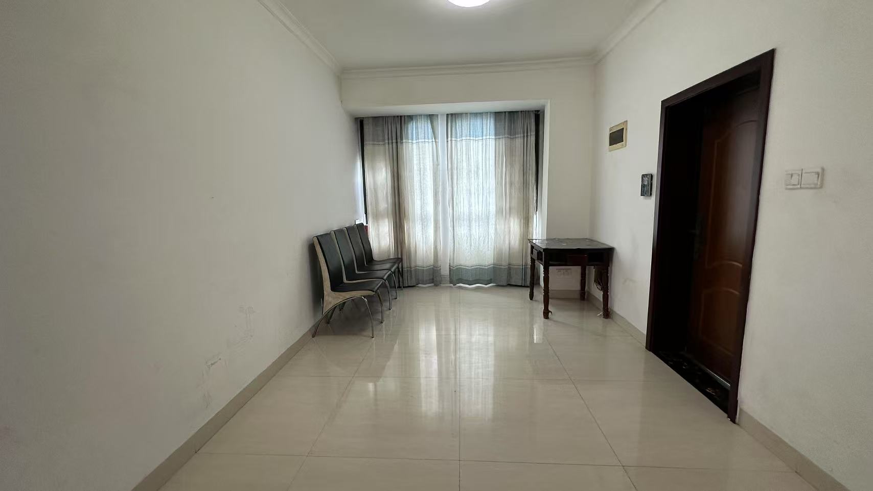 泰山公馆 2室1厅1卫 46.0万 泰山公馆 2室1厅1卫 46.0万室内图