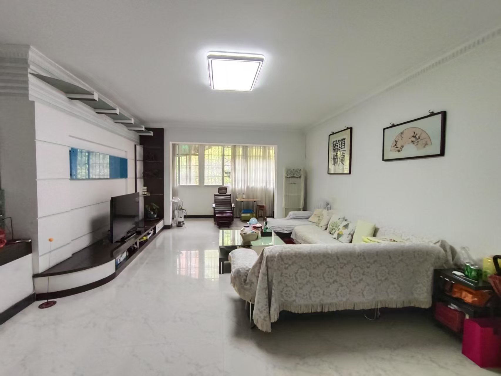 珠江花园 4室2厅2卫 69.8万 珠江花园 4室2厅2卫 69.8万室内图