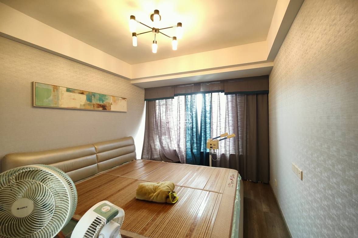 蓝溪谷 3室2厅2卫 76.8万 蓝溪谷 3室2厅2卫 76.8万室内图