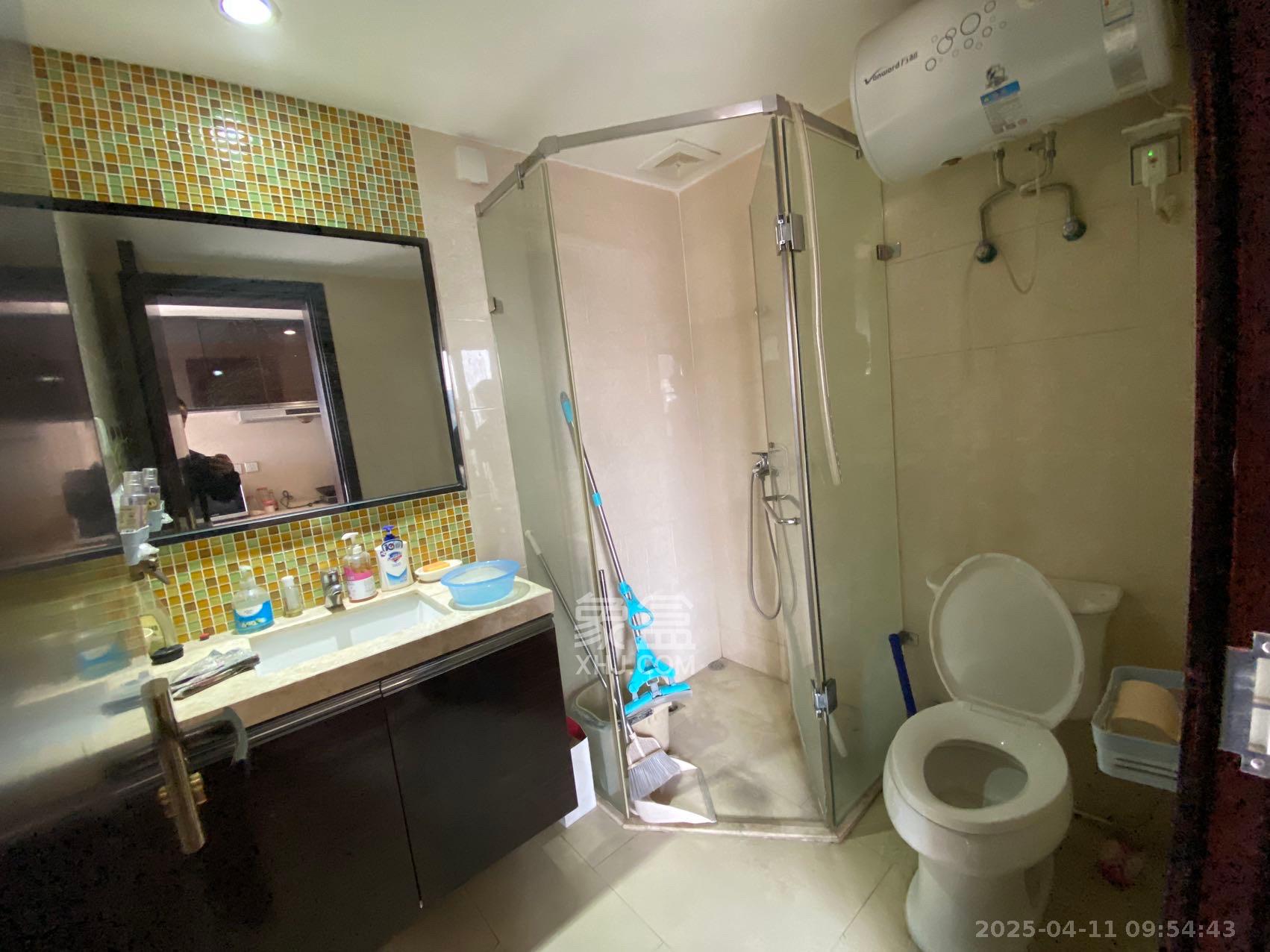 德思勤城市广场(宝格丽公寓) 1室1厅1卫 2000.0元/月 德思勤城市广场(宝格丽公寓) 1室1厅1卫 2000.0元/月室内图