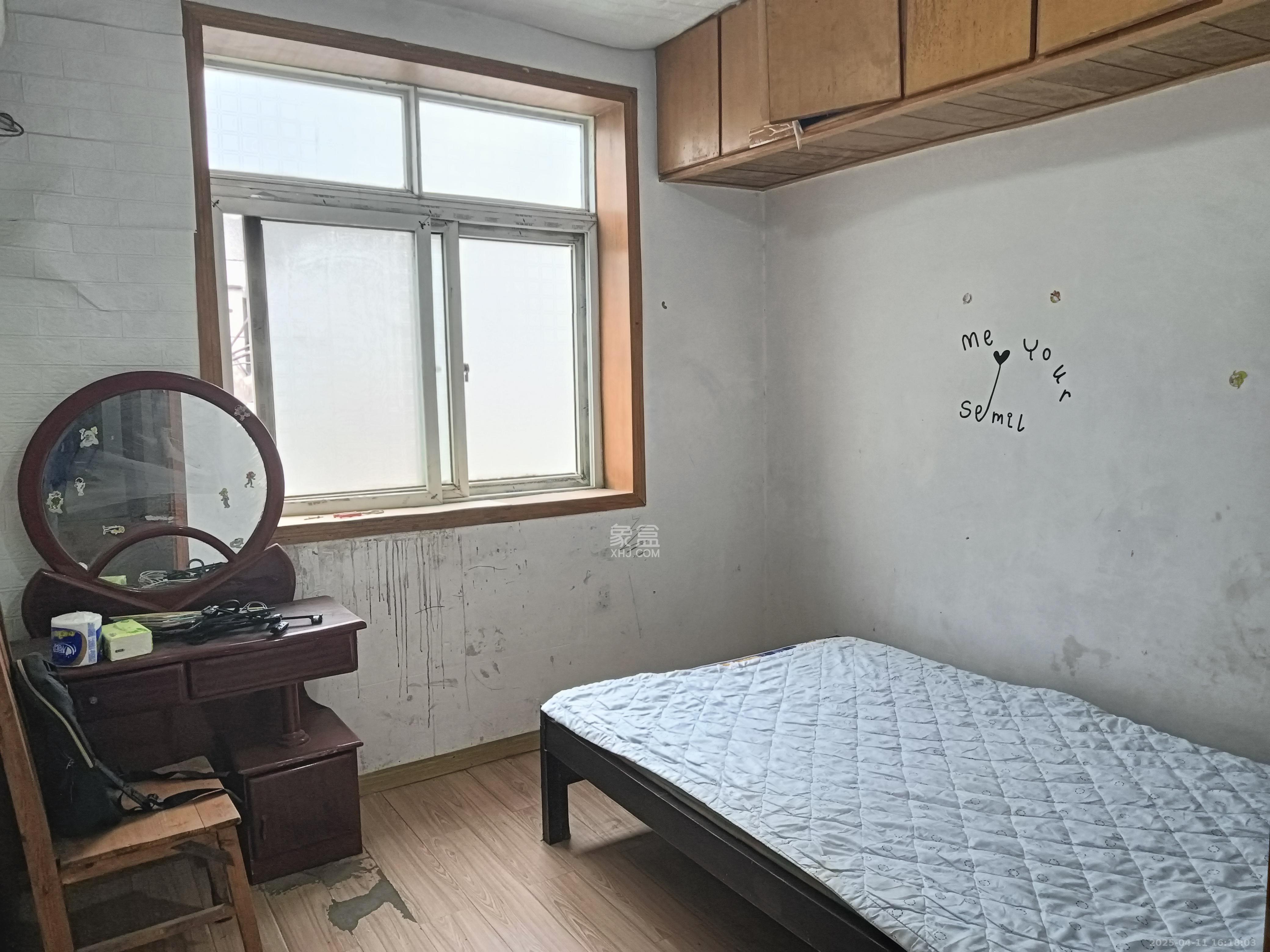 东风一村社区房（王家垅）  1室0厅0卫   1300.00元/月室内图