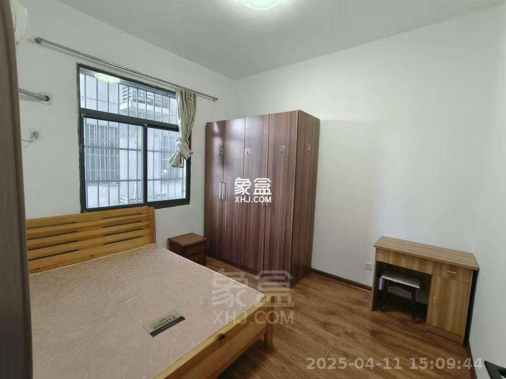 金茂尚都天台路123号 2室2厅1卫 1800.0元/月 金茂尚都天台路123号 2室2厅1卫 1800.0元/月室内图