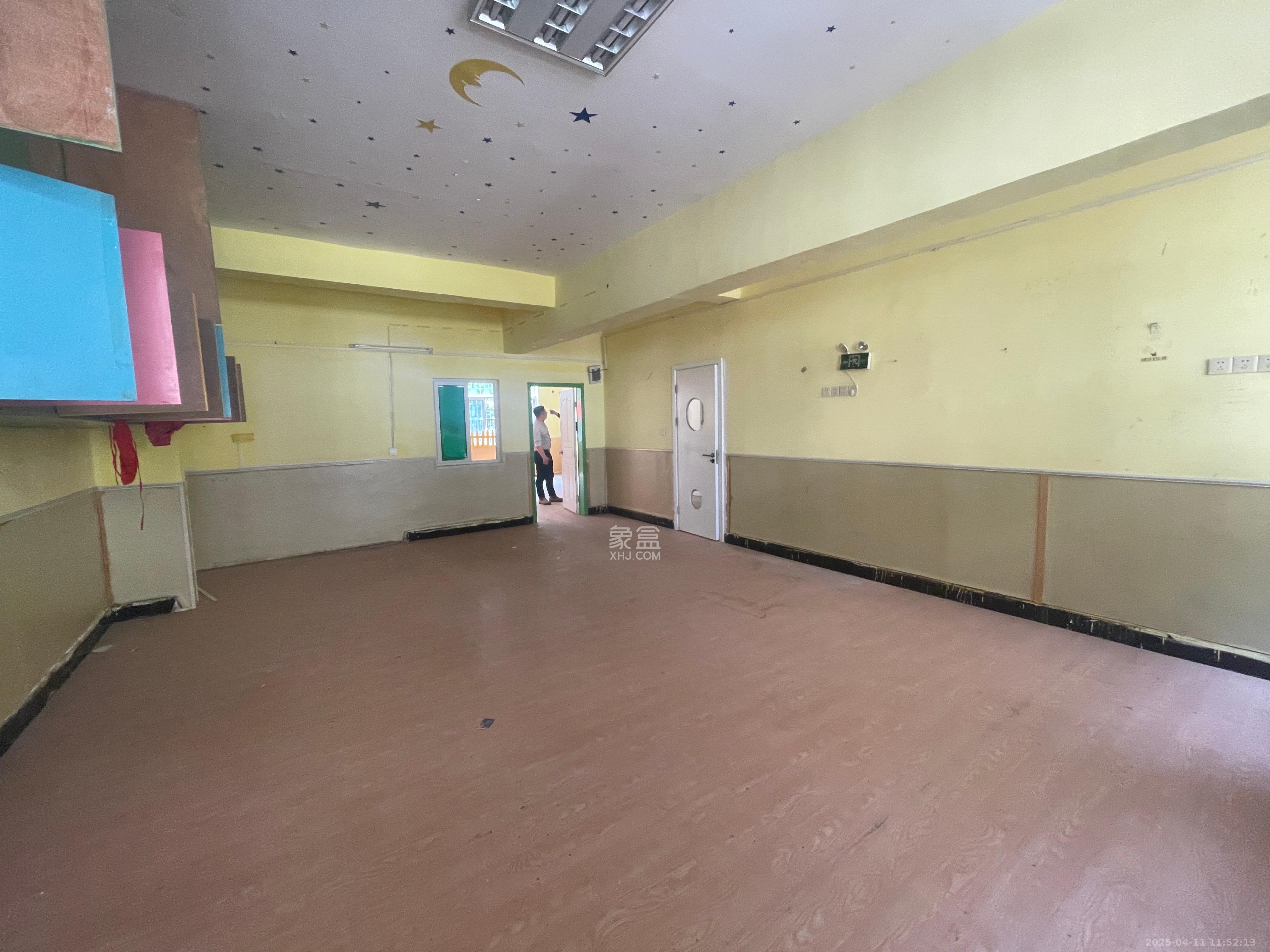 星沙一区  1室0厅0卫   5500.00元/月室内图