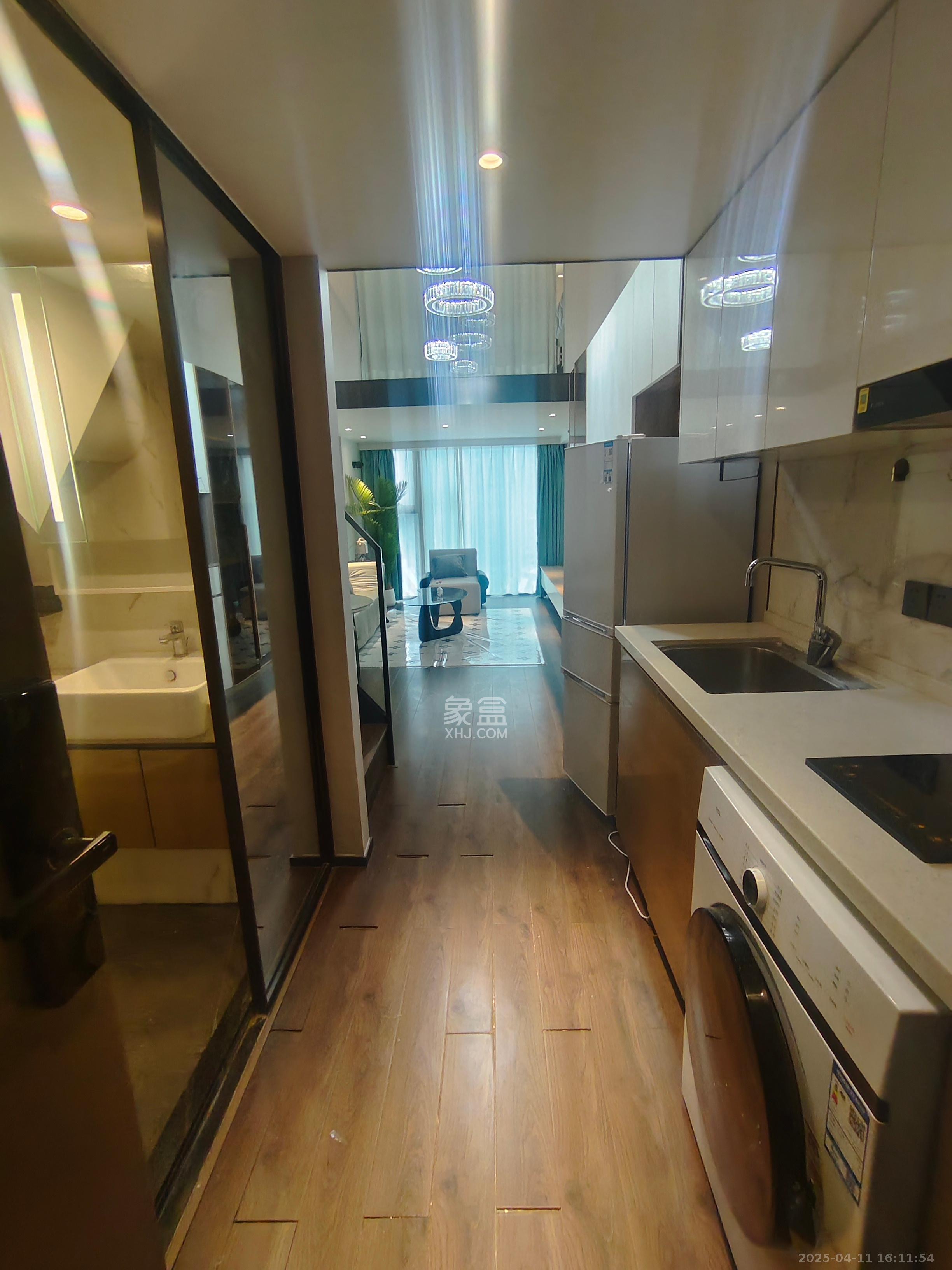 达美寰宇中心 1室1厅1卫 3800.0元/月 达美寰宇中心 1室1厅1卫 3800.0元/月室内图