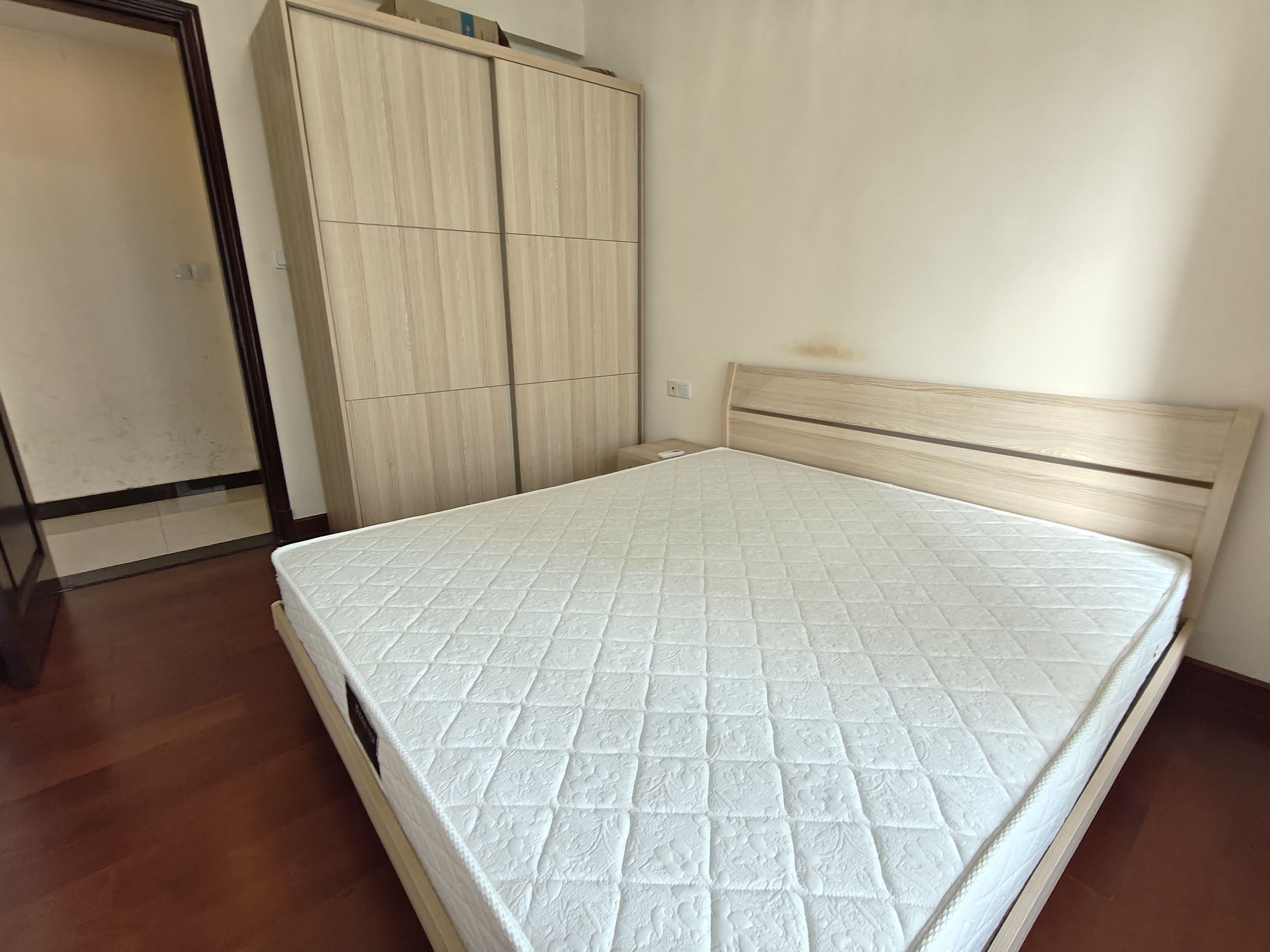 恒大华府 2室1厅1卫 1500.0元/月 恒大华府 2室1厅1卫 1500.0元/月室内图