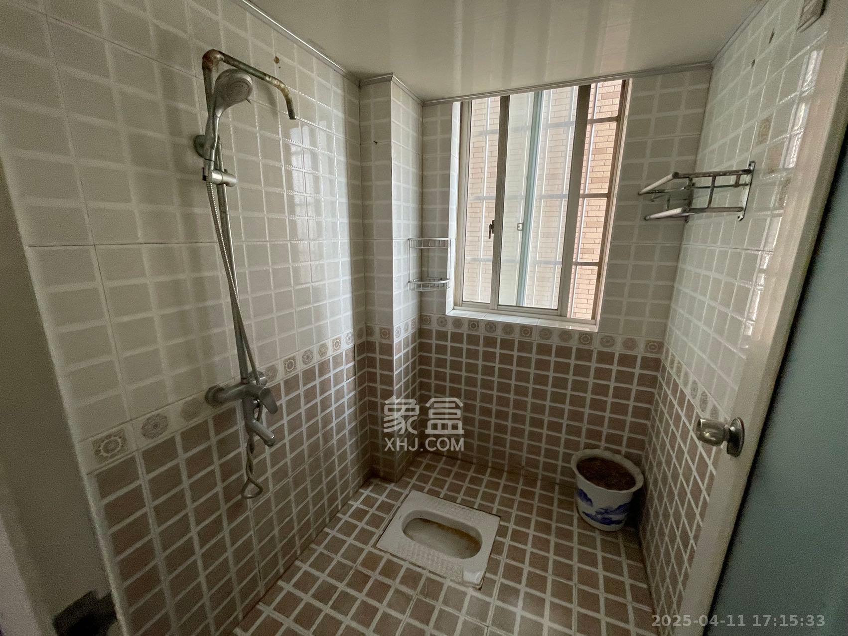 紫晶城  2室2厅1卫   1700.00元/月室内图