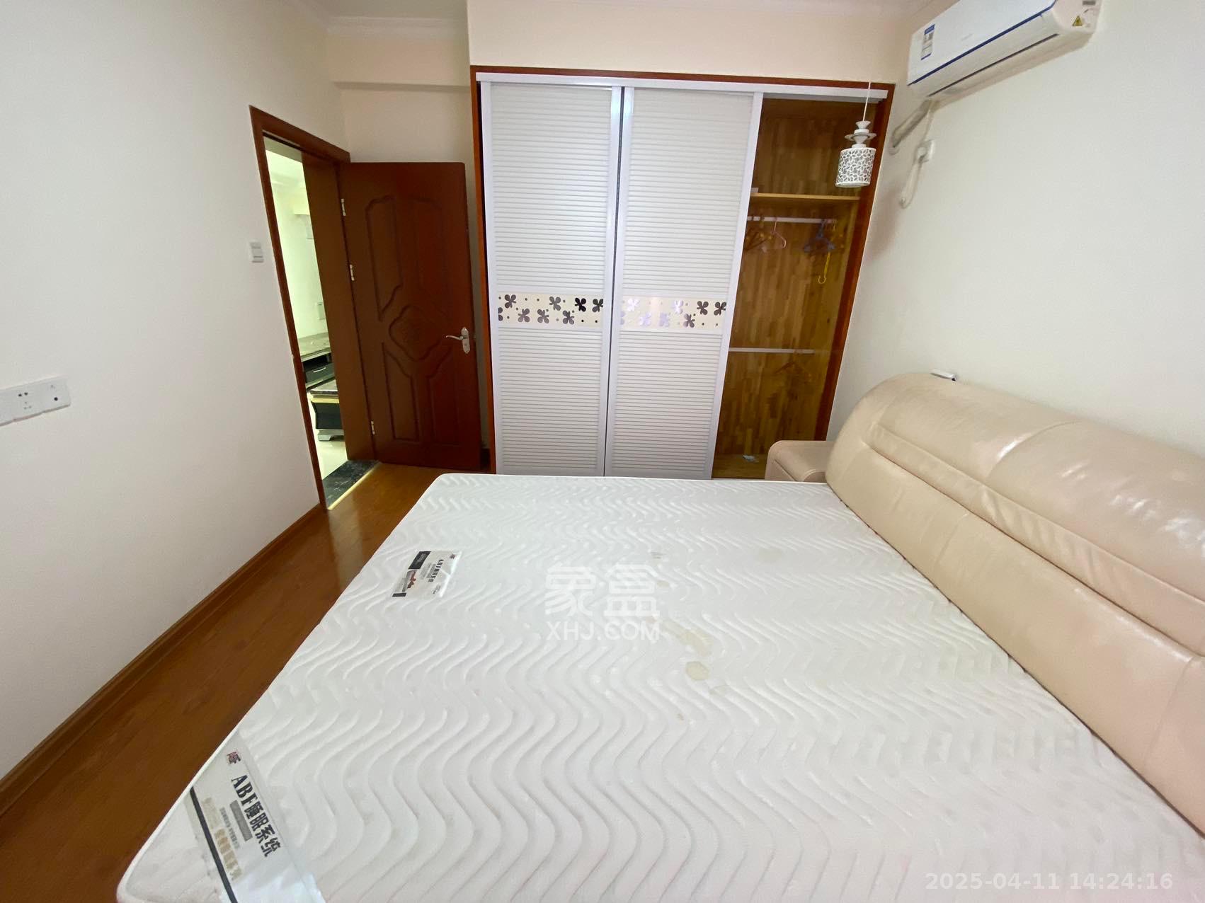 达美D6区  2室2厅1卫   2600.00元/月室内图