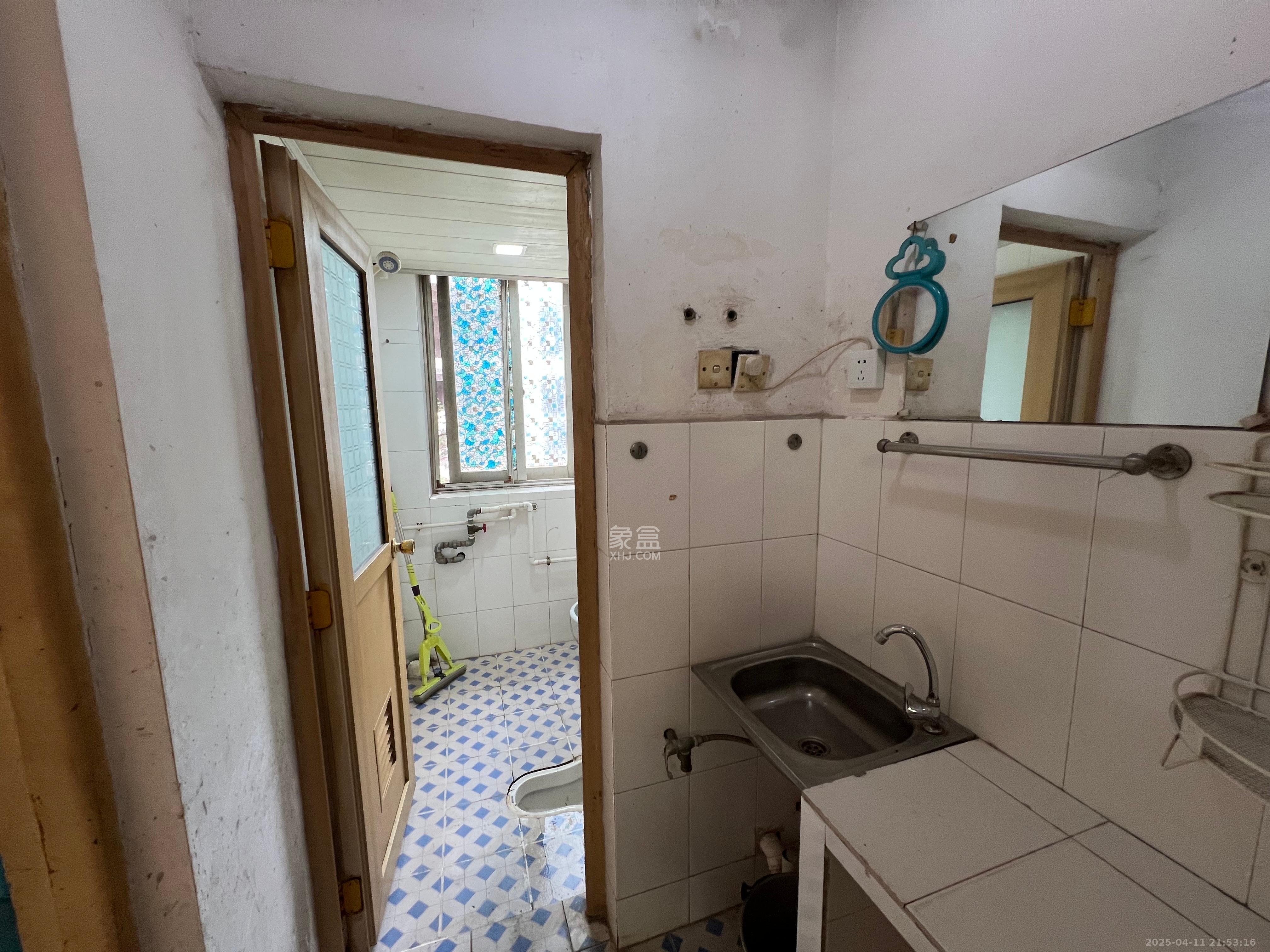 谢家冲  2室1厅1卫    1000.0元/月 谢家冲  2室1厅1卫    1000.0元/月室内图