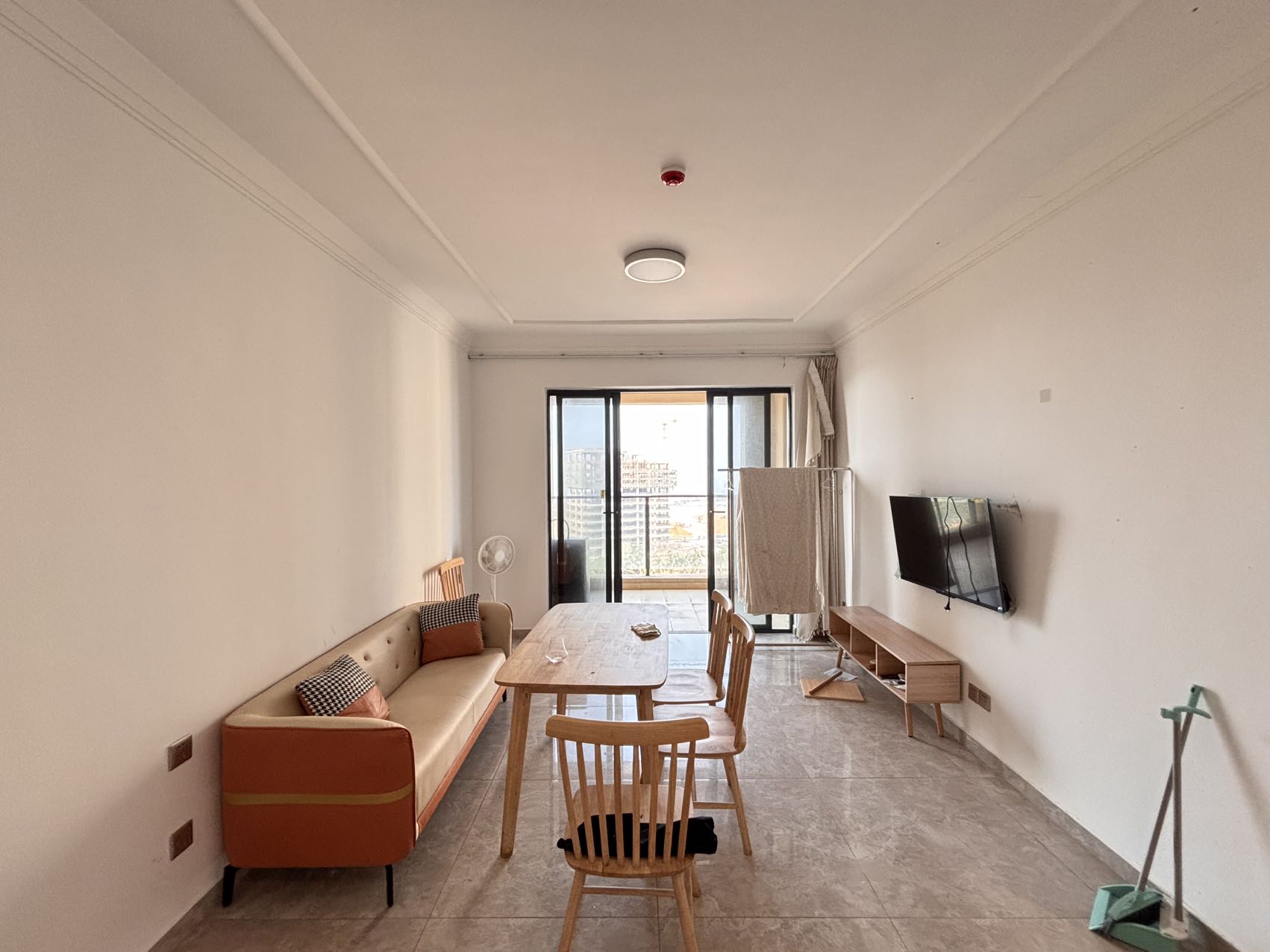 星华海岸城三期 2室2厅1卫 135.0万 星华海岸城三期 2室2厅1卫 135.0万室内图