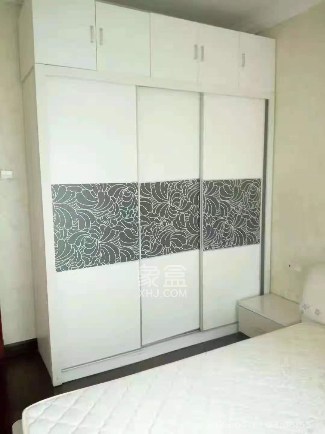 恒大华府  3室2厅1卫   2600.00元/月室内图