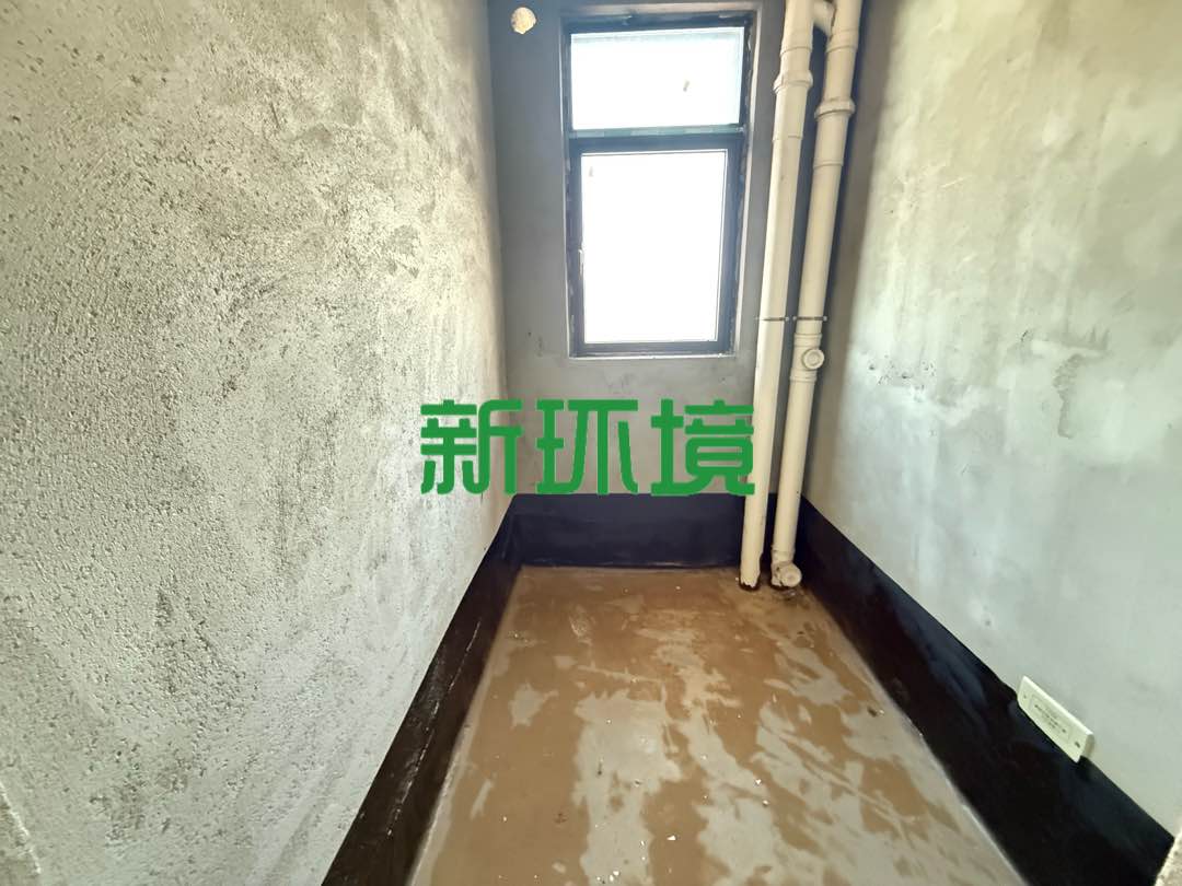 昊天珑璟湾  3室2厅1卫   70.00万客厅