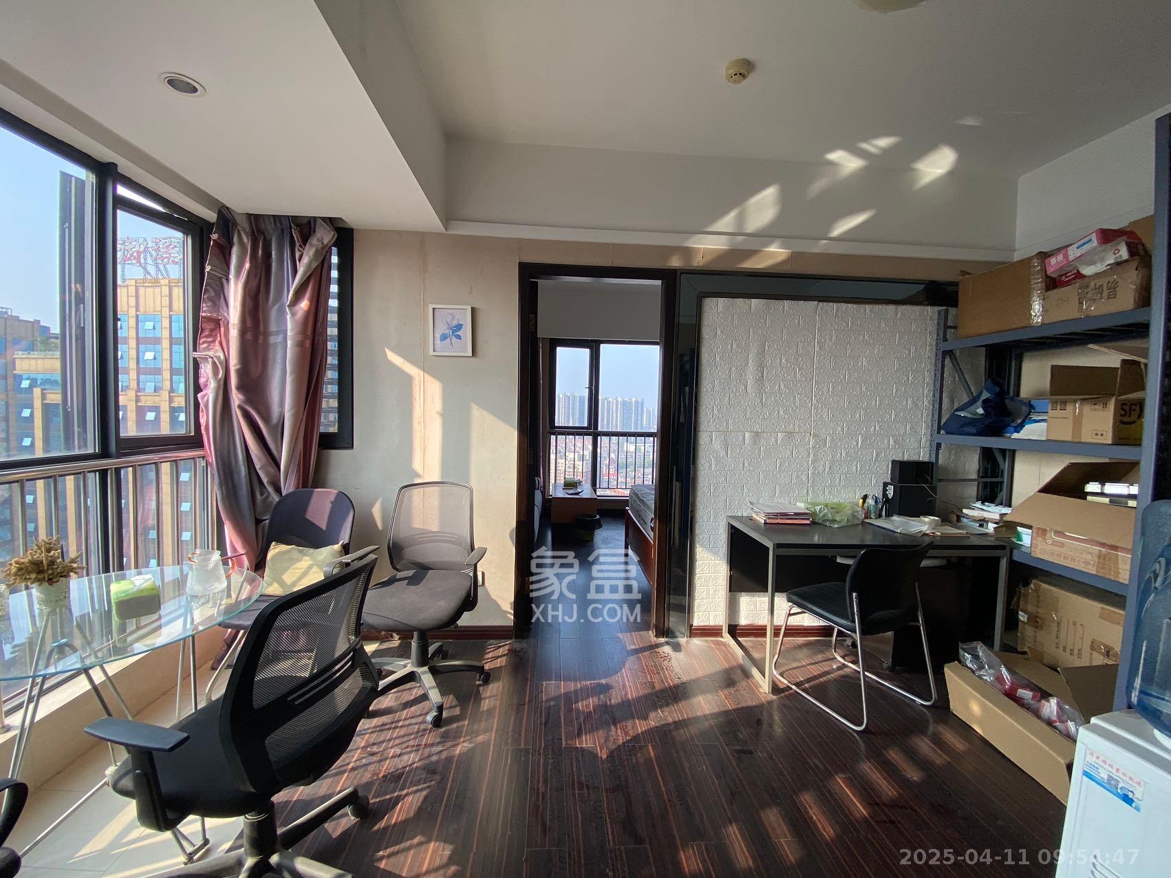 德思勤城市广场(宝格丽公寓) 1室1厅1卫 2000.0元/月 德思勤城市广场(宝格丽公寓) 1室1厅1卫 2000.0元/月室内图