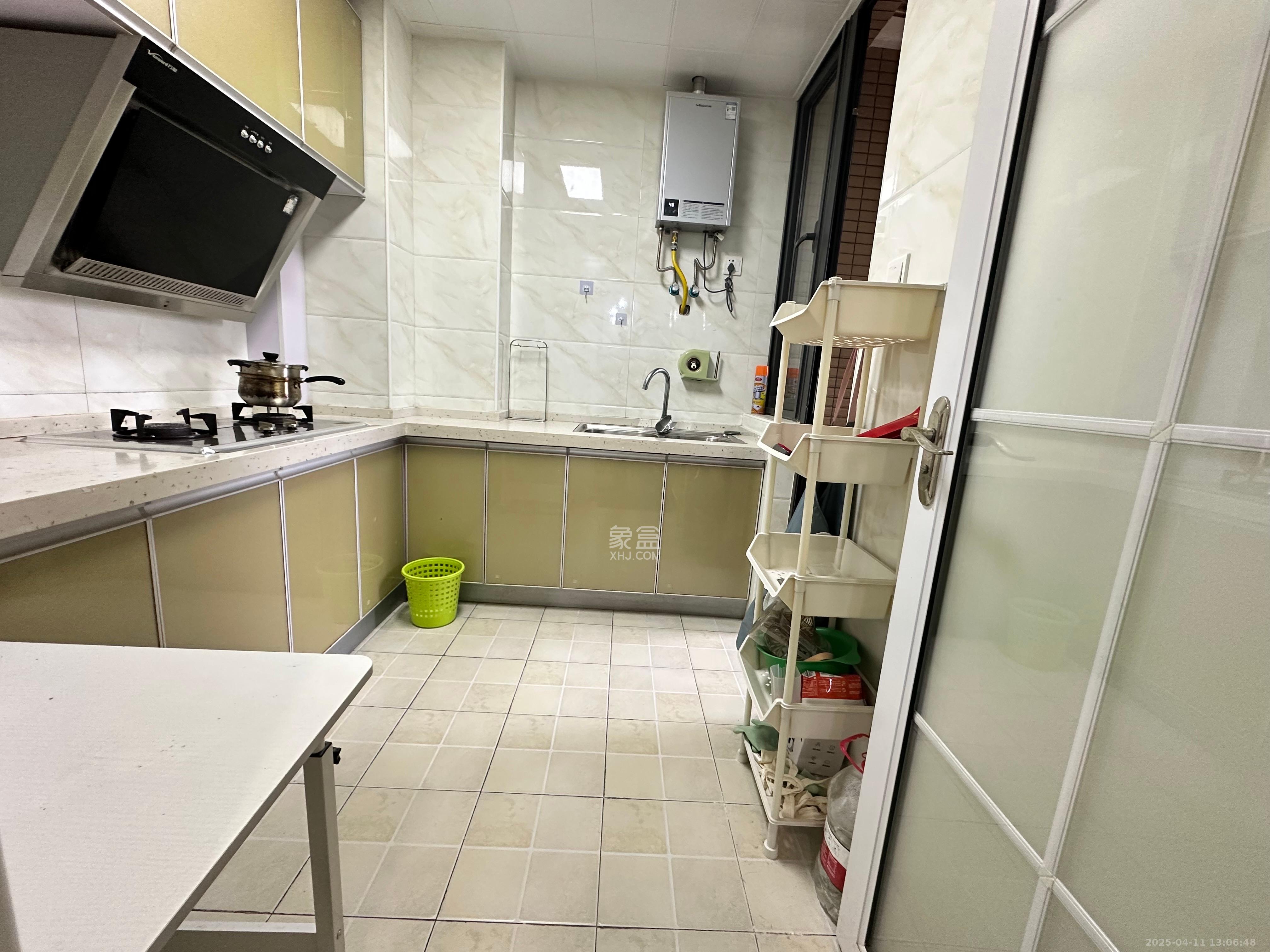湘江雅颂居  2室2厅1卫   2400.00元/月室内图