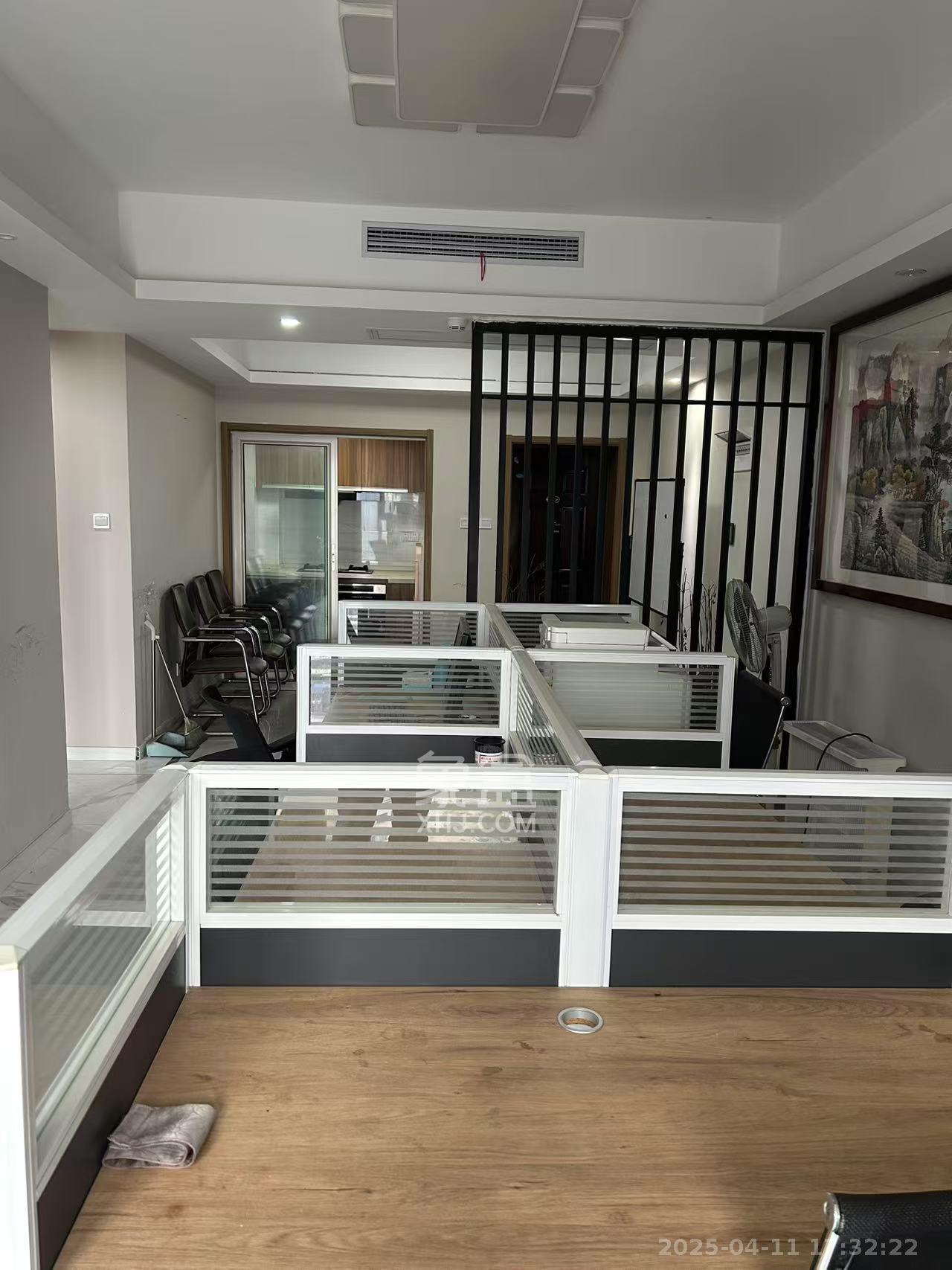 里约荟 3室2厅2卫 3500.0元/月 里约荟 3室2厅2卫 3500.0元/月室内图