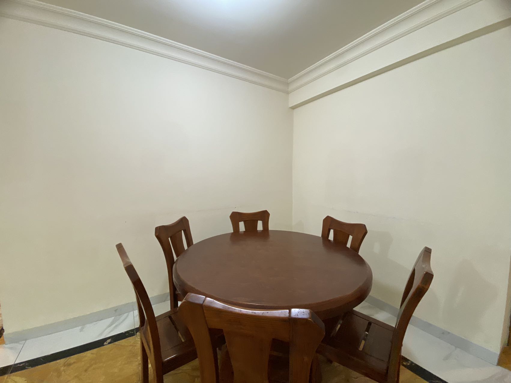 碧桂园梓山府 3室2厅2卫 2000.0元/月 碧桂园梓山府 3室2厅2卫 2000.0元/月室内图