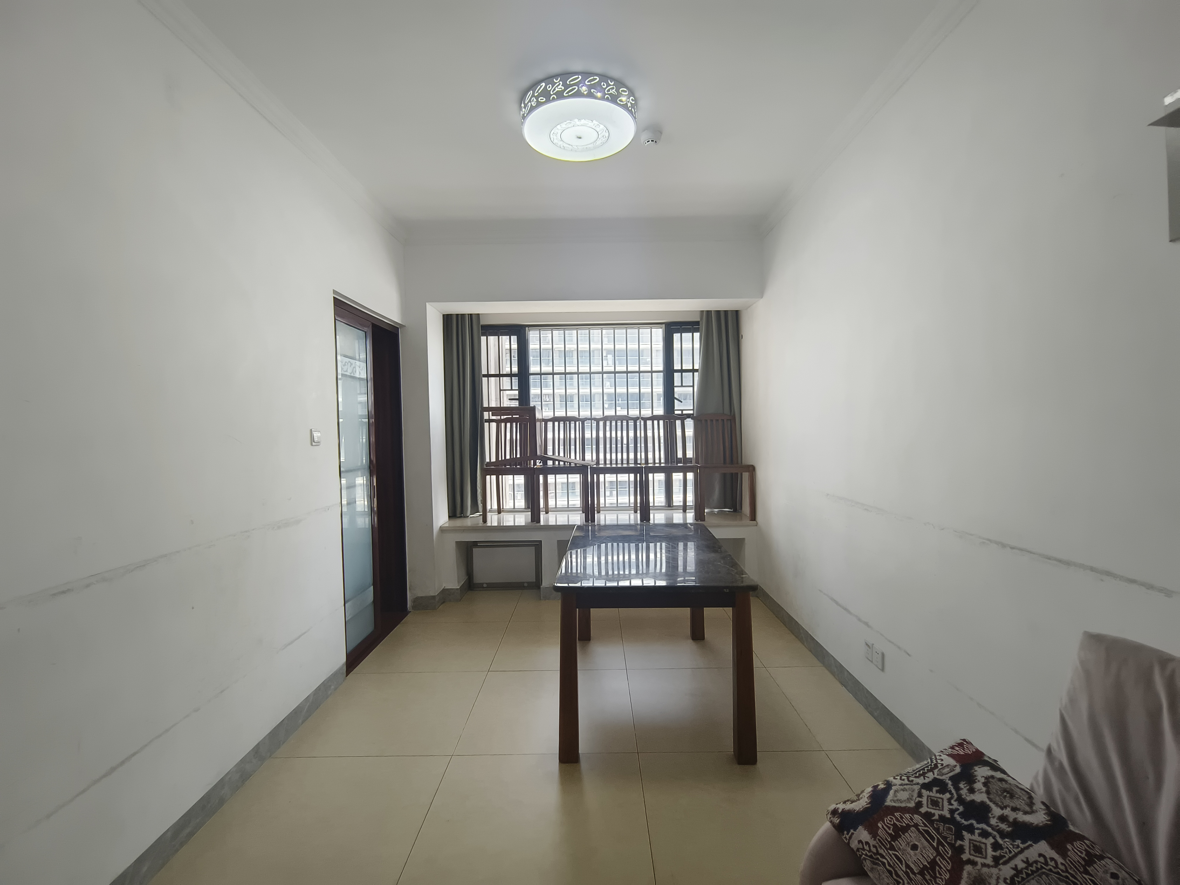 海航豪庭北苑 3室2厅2卫 4500.0元/月 海航豪庭北苑 3室2厅2卫 4500.0元/月室内图