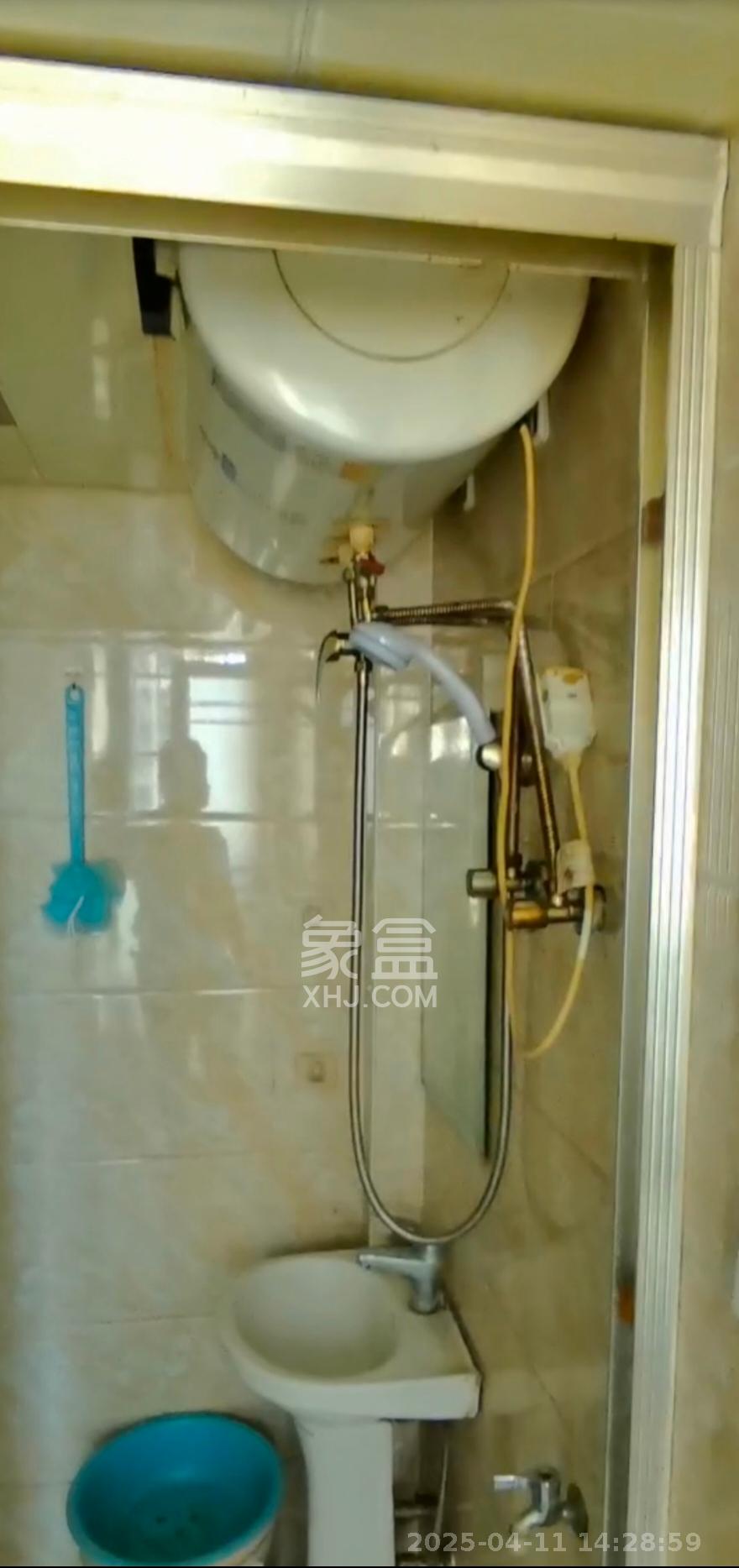 嘉顺苑 1室1厅1卫 1000.0元/月 嘉顺苑 1室1厅1卫 1000.0元/月室内图