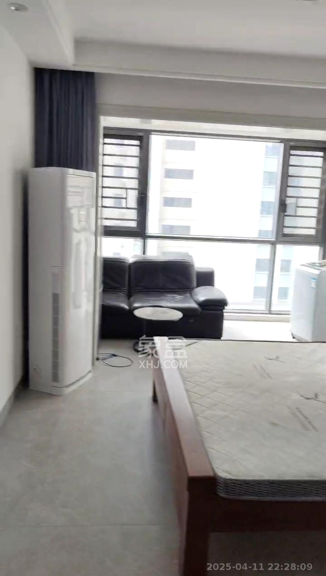 长丰小区  1室0厅0卫    1606.0元/月