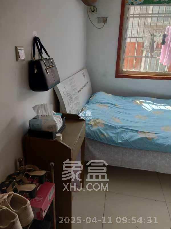 湘绣城 1室1厅1卫 850.0元/月 湘绣城 1室1厅1卫 850.0元/月室内图