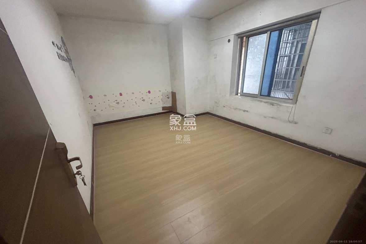 天心城市广场(黄金之城) 2室2厅1卫 2800.0元/月 天心城市广场(黄金之城) 2室2厅1卫 2800.0元/月室内图