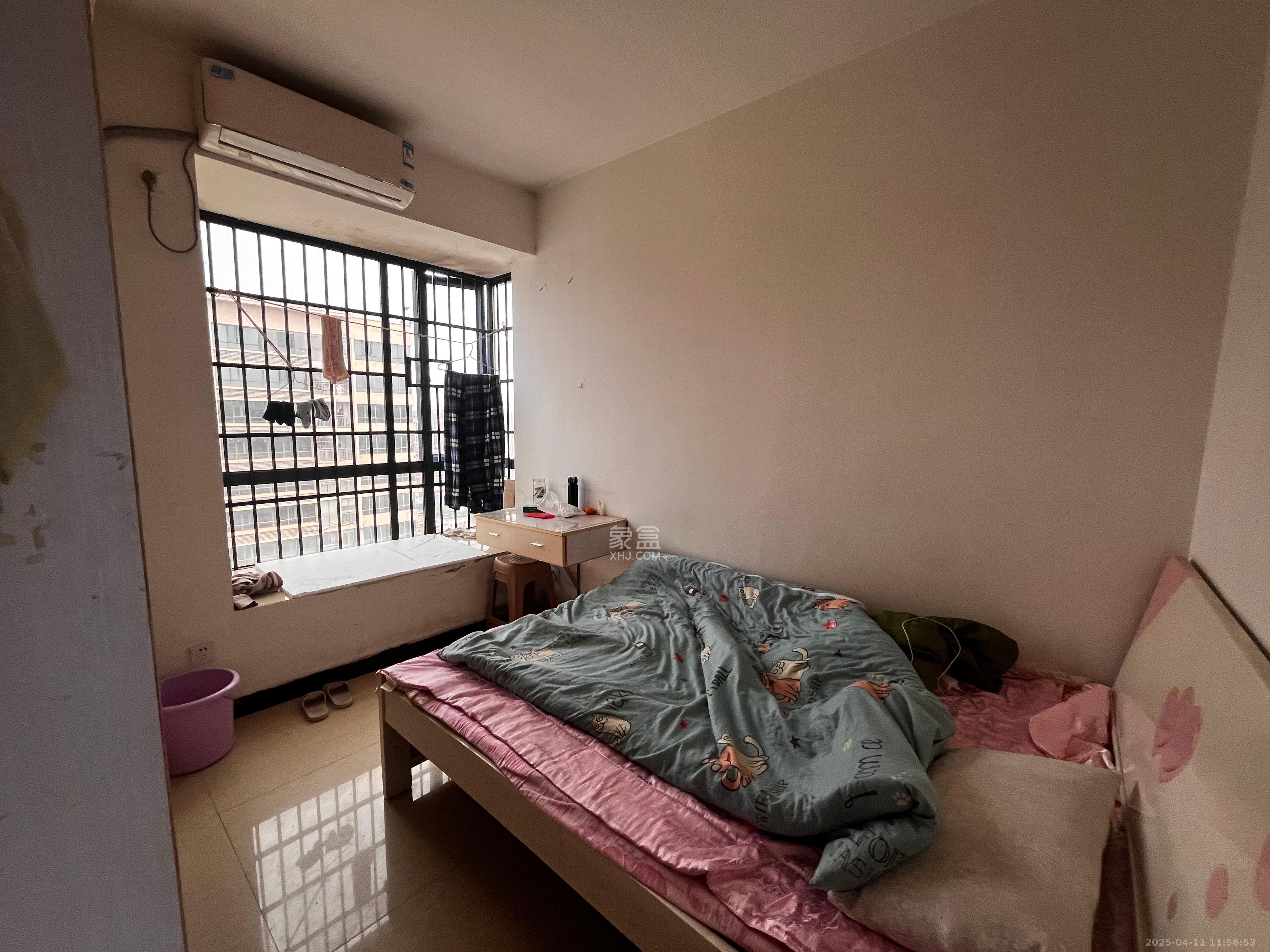东岸城邦  3室2厅1卫   1700.00元/月室内图