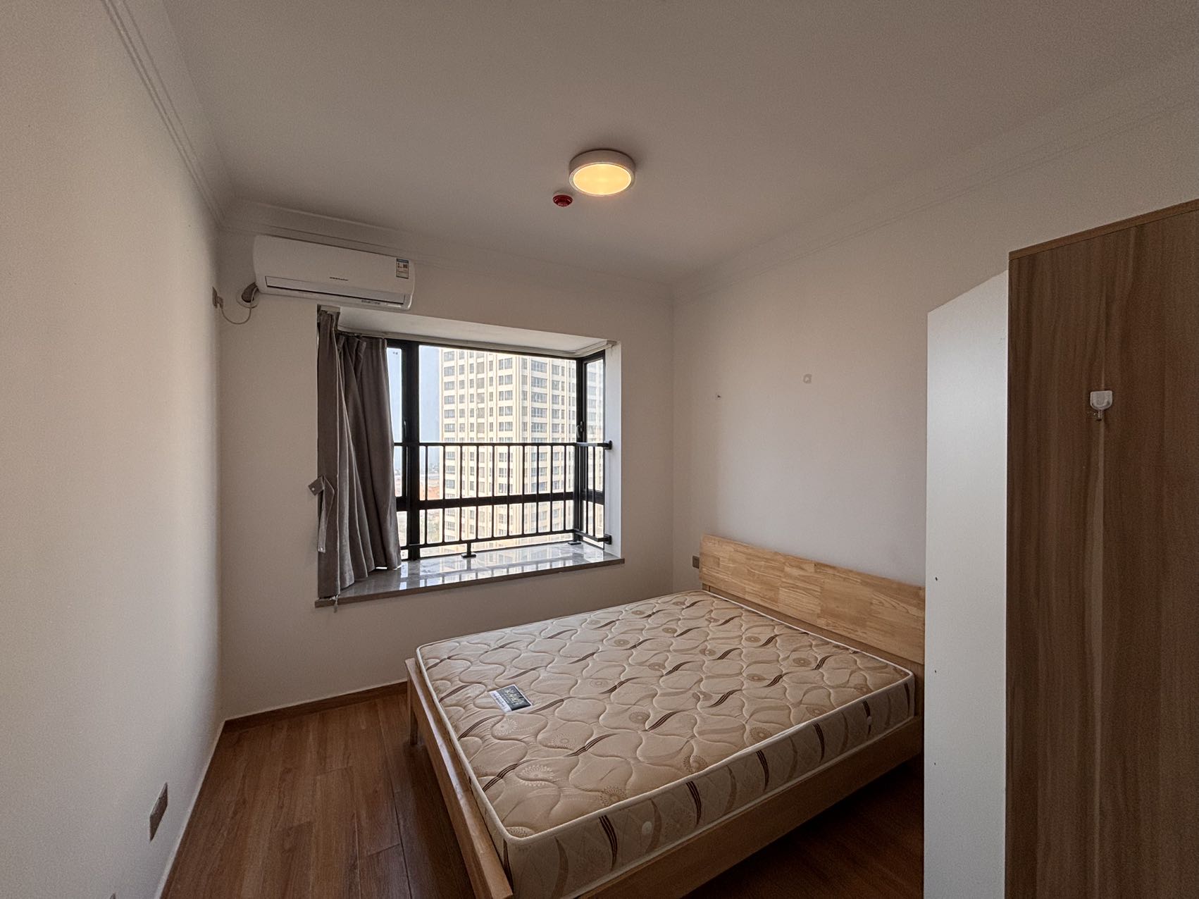 星华海岸城三期 2室2厅1卫 135.0万 星华海岸城三期 2室2厅1卫 135.0万室内图