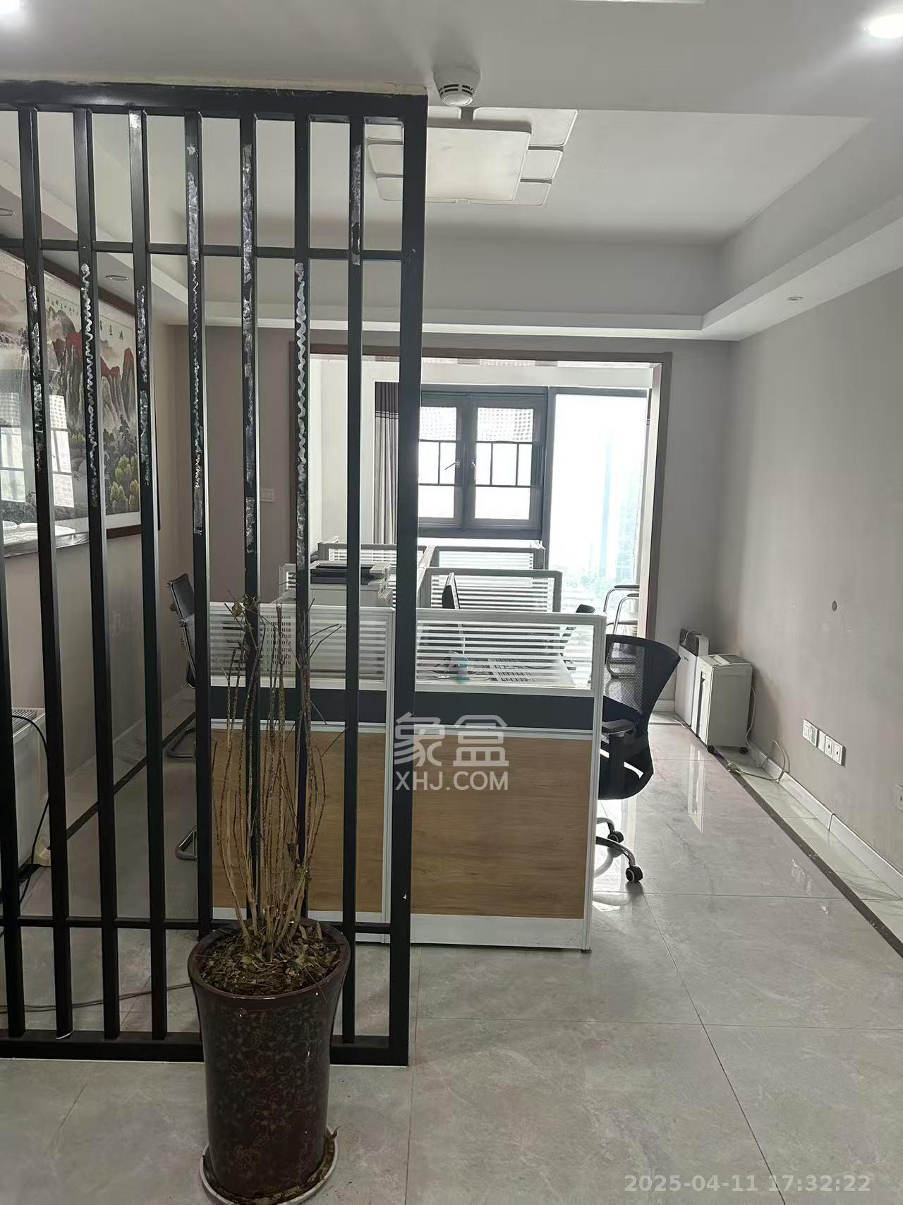 里约荟 3室2厅2卫 3500.0元/月 里约荟 3室2厅2卫 3500.0元/月室内图