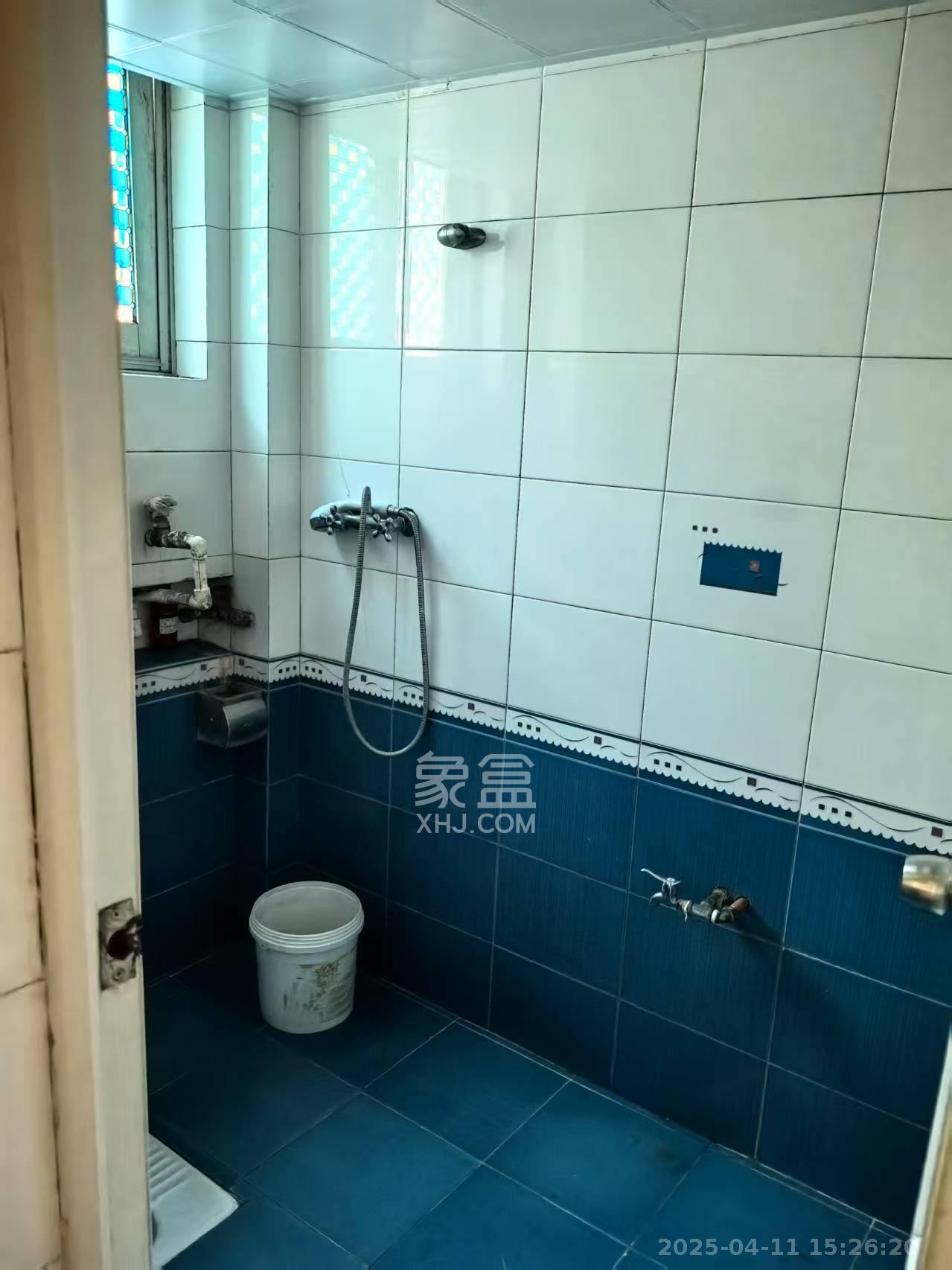 远大小区单位房  2室1厅1卫   1500.00元/月