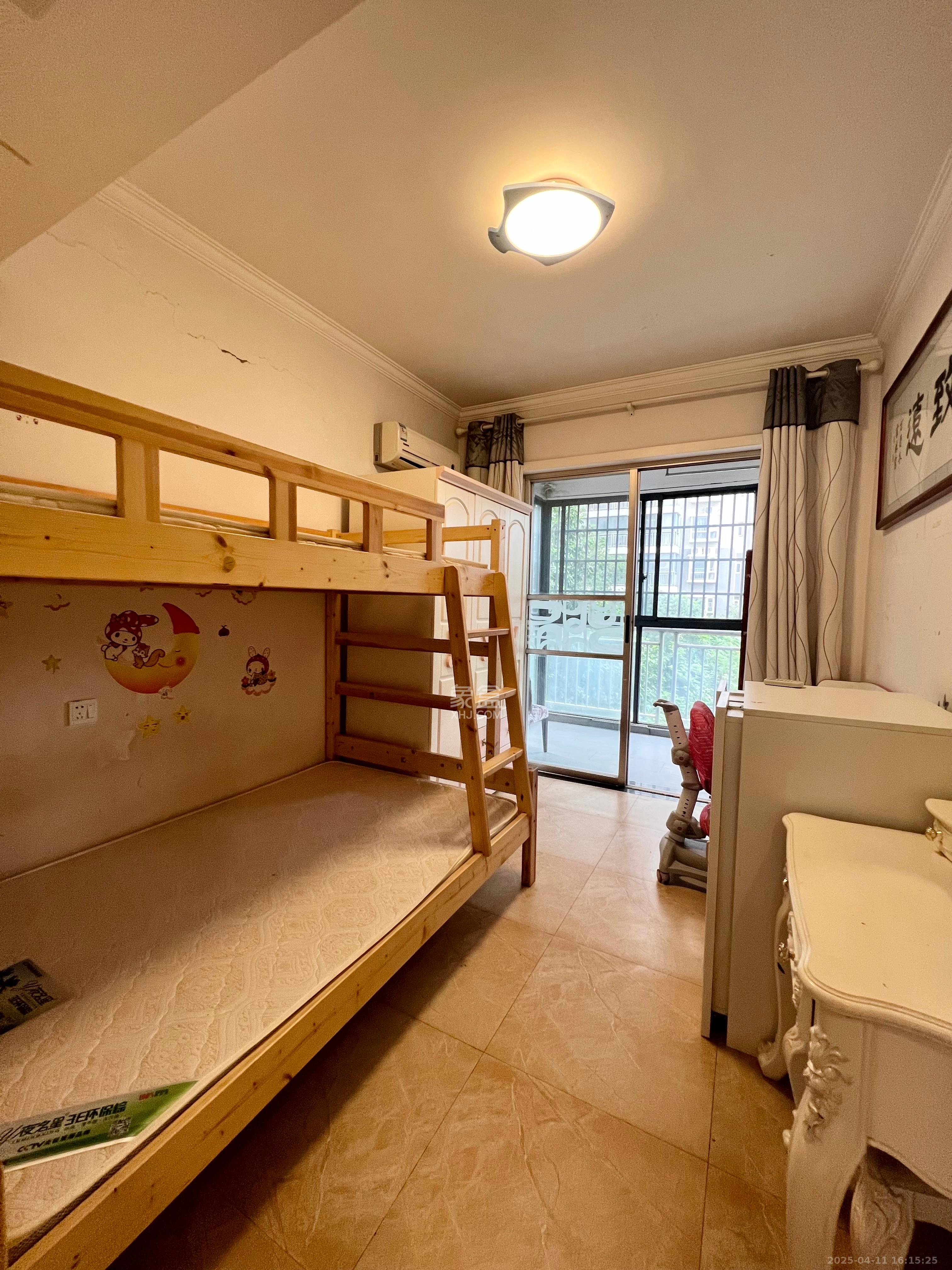 湘瑞嘉園  4室2廳2衛(wèi)   2800.00元/月室內(nèi)圖