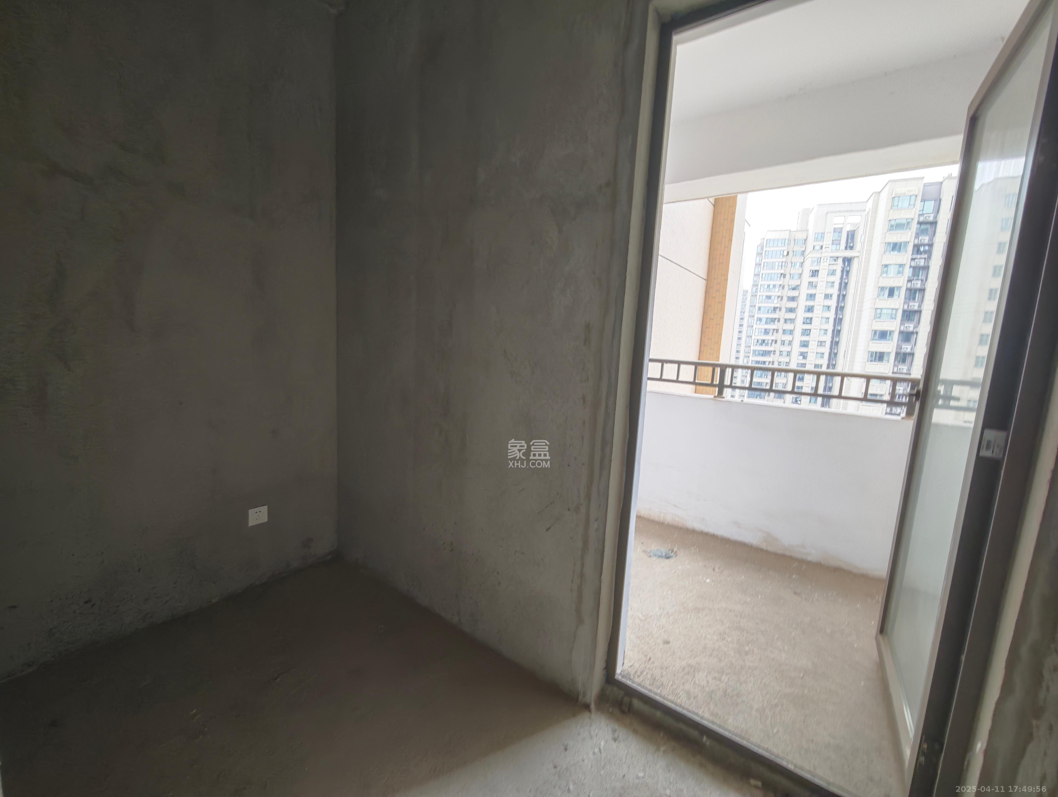 伊景园滨河苑 3室2厅2卫 1000.0元/月 伊景园滨河苑 3室2厅2卫 1000.0元/月室内图