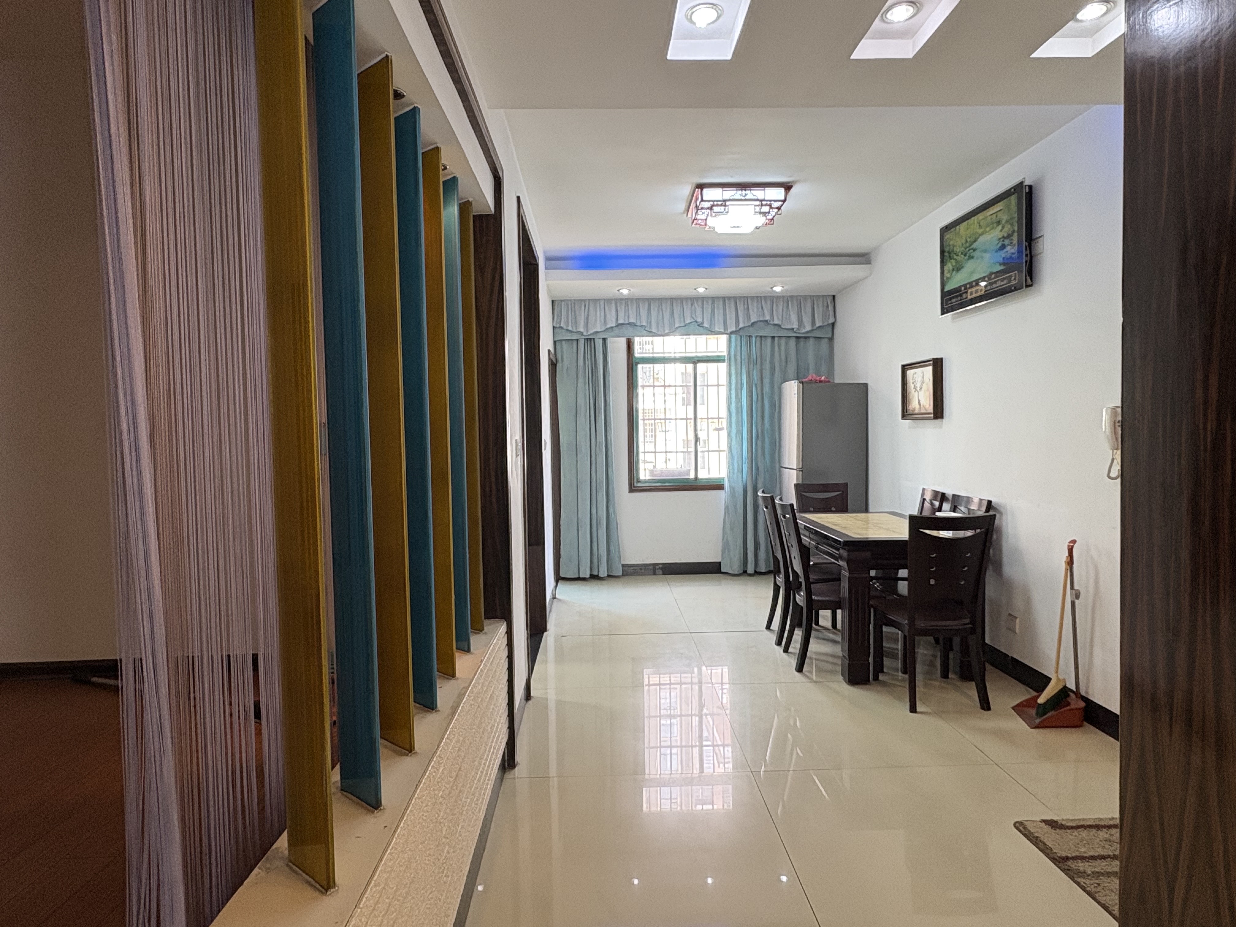 加州阳光小区(吉星阳光) 3室2厅2卫 1000.0元/月 加州阳光小区(吉星阳光) 3室2厅2卫 1000.0元/月室内图