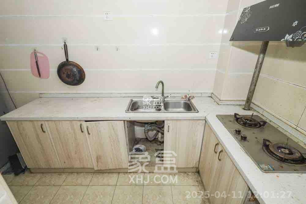 保利麓谷林语F区  1室2厅1卫   2800.00元/月室内图