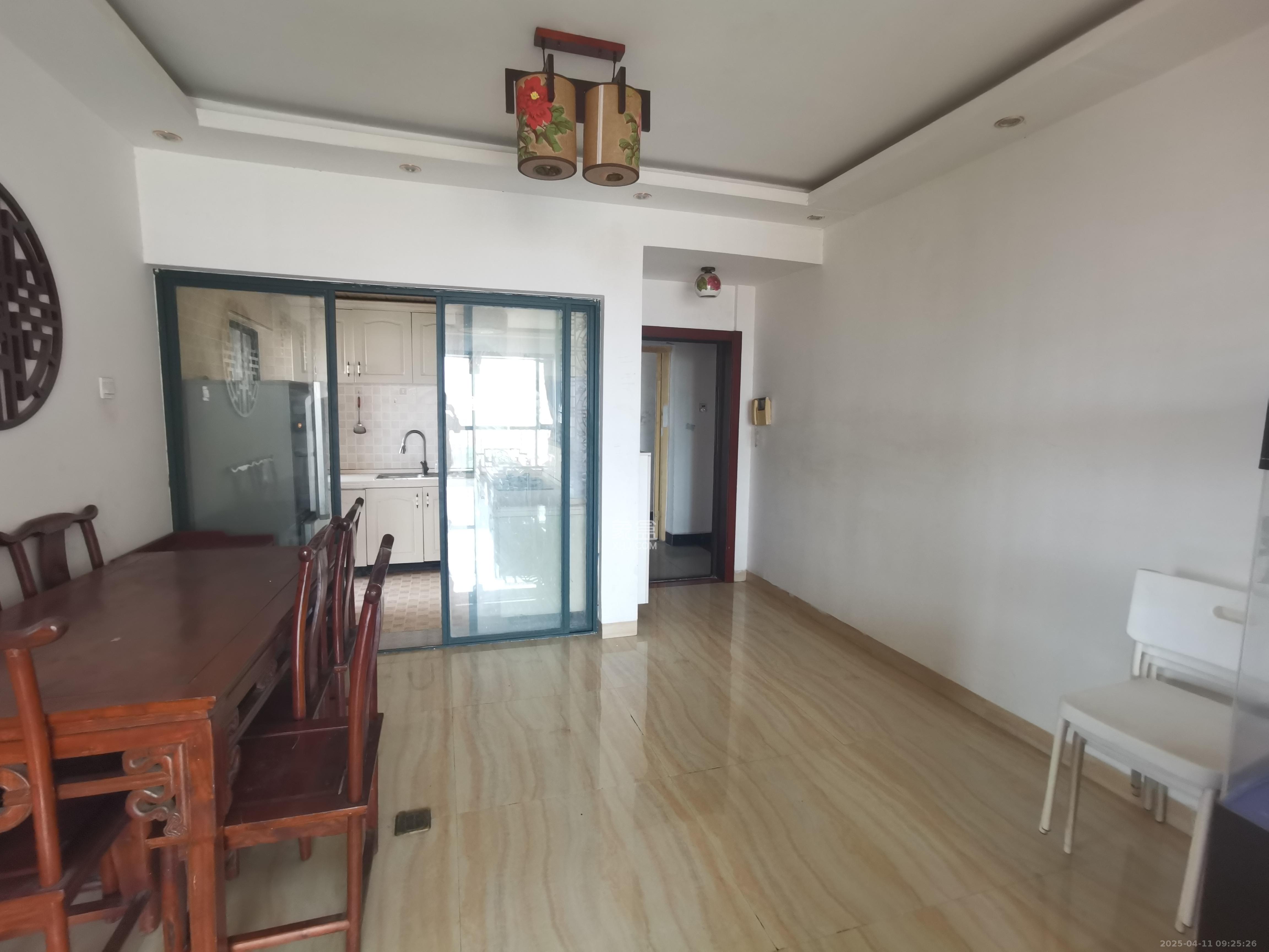 圆梦完美生活 2室2厅1卫 1500.0元/月 圆梦完美生活 2室2厅1卫 1500.0元/月室内图