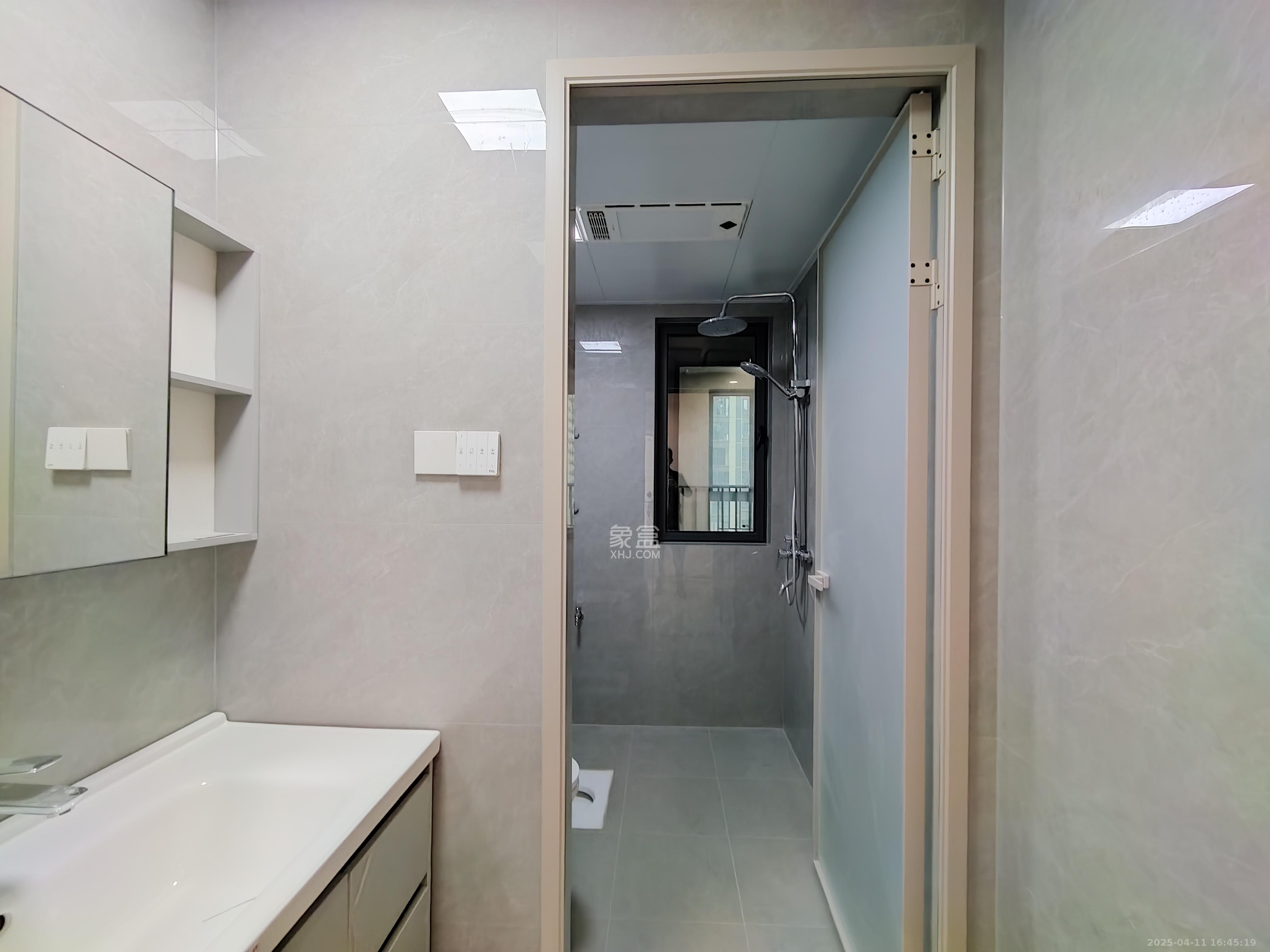 中建钰和城  3室2厅2卫   3600.00元/月室内图