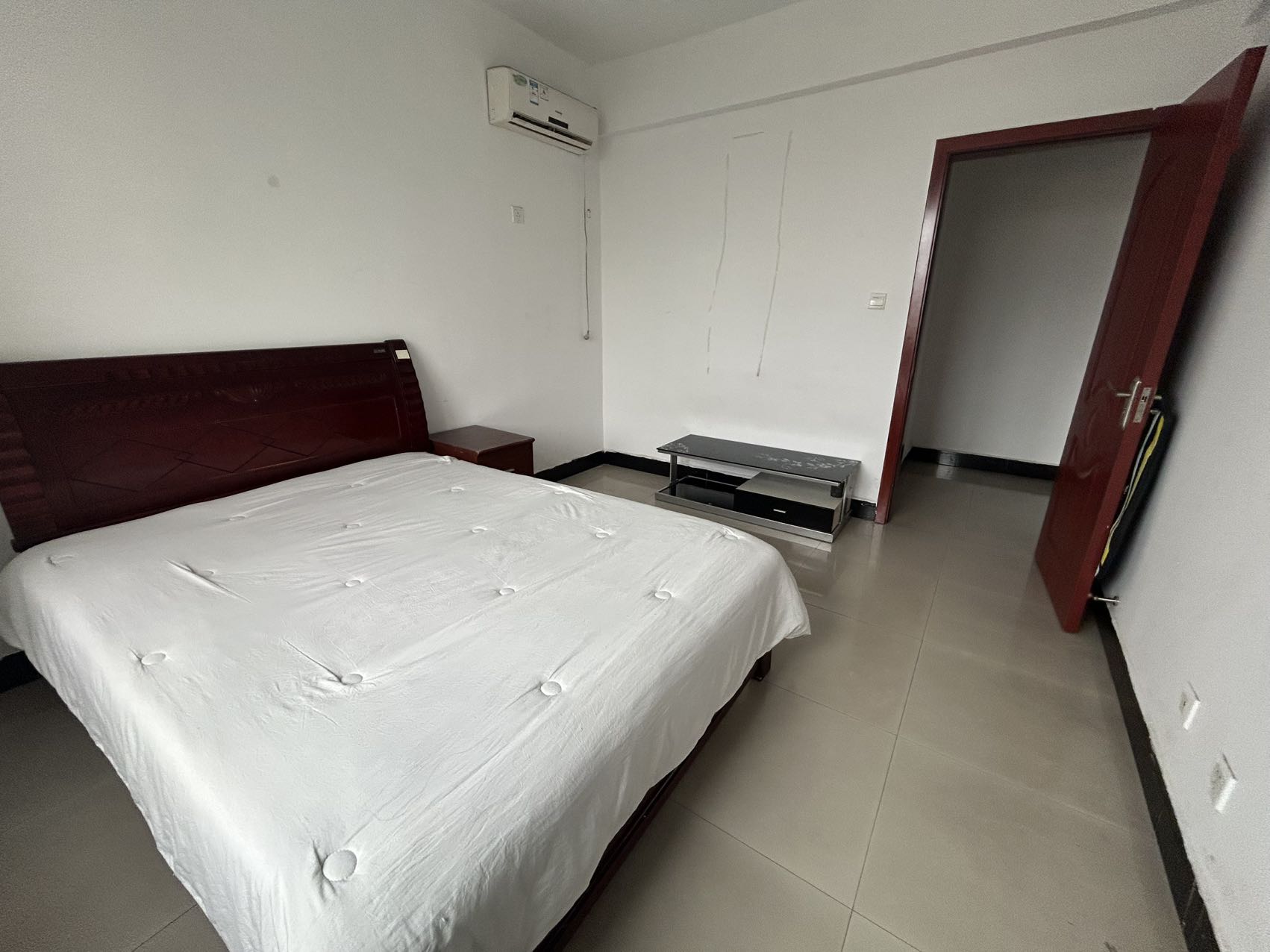 五洲城 3室2厅2卫 1200.0元/月 五洲城 3室2厅2卫 1200.0元/月室内图