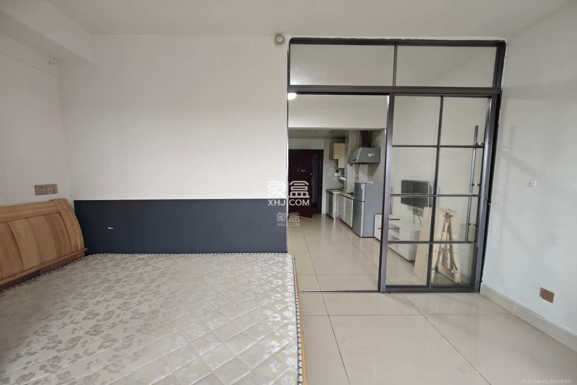 美利新世界 1室1厅1卫 1500.0元/月 美利新世界 1室1厅1卫 1500.0元/月室内图