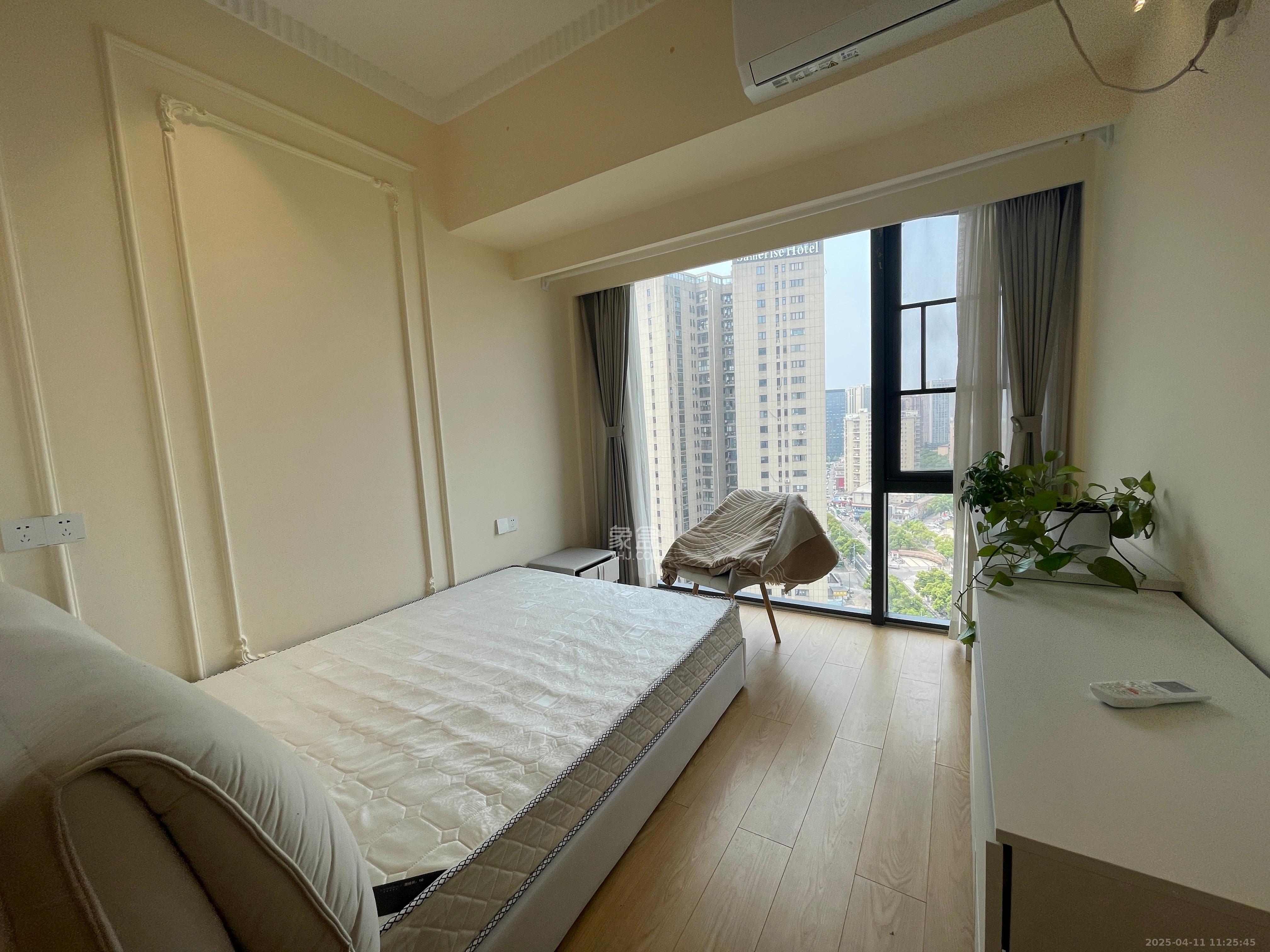 万润时光里  1室1厅1卫   1900.00元/月室内图