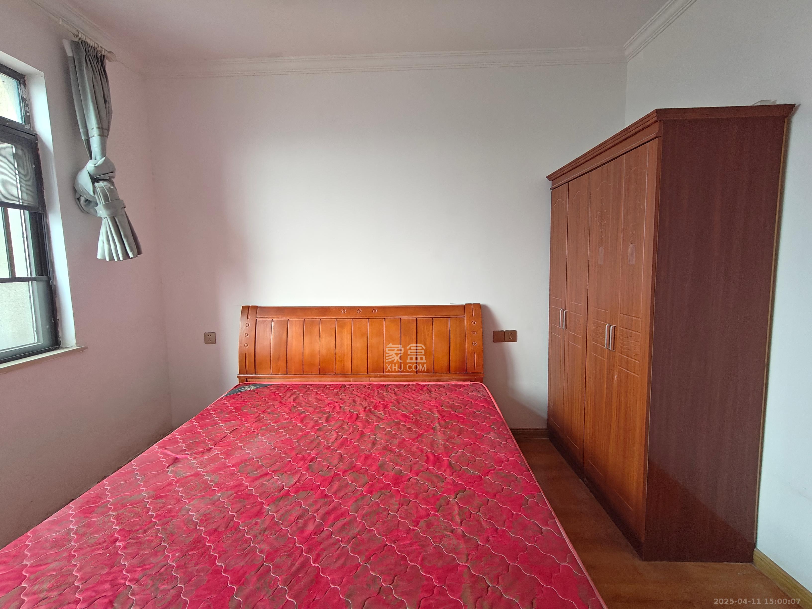 艾美潇湘  4室2厅2卫    2200.0元/月 艾美潇湘  4室2厅2卫    2200.0元/月室内图