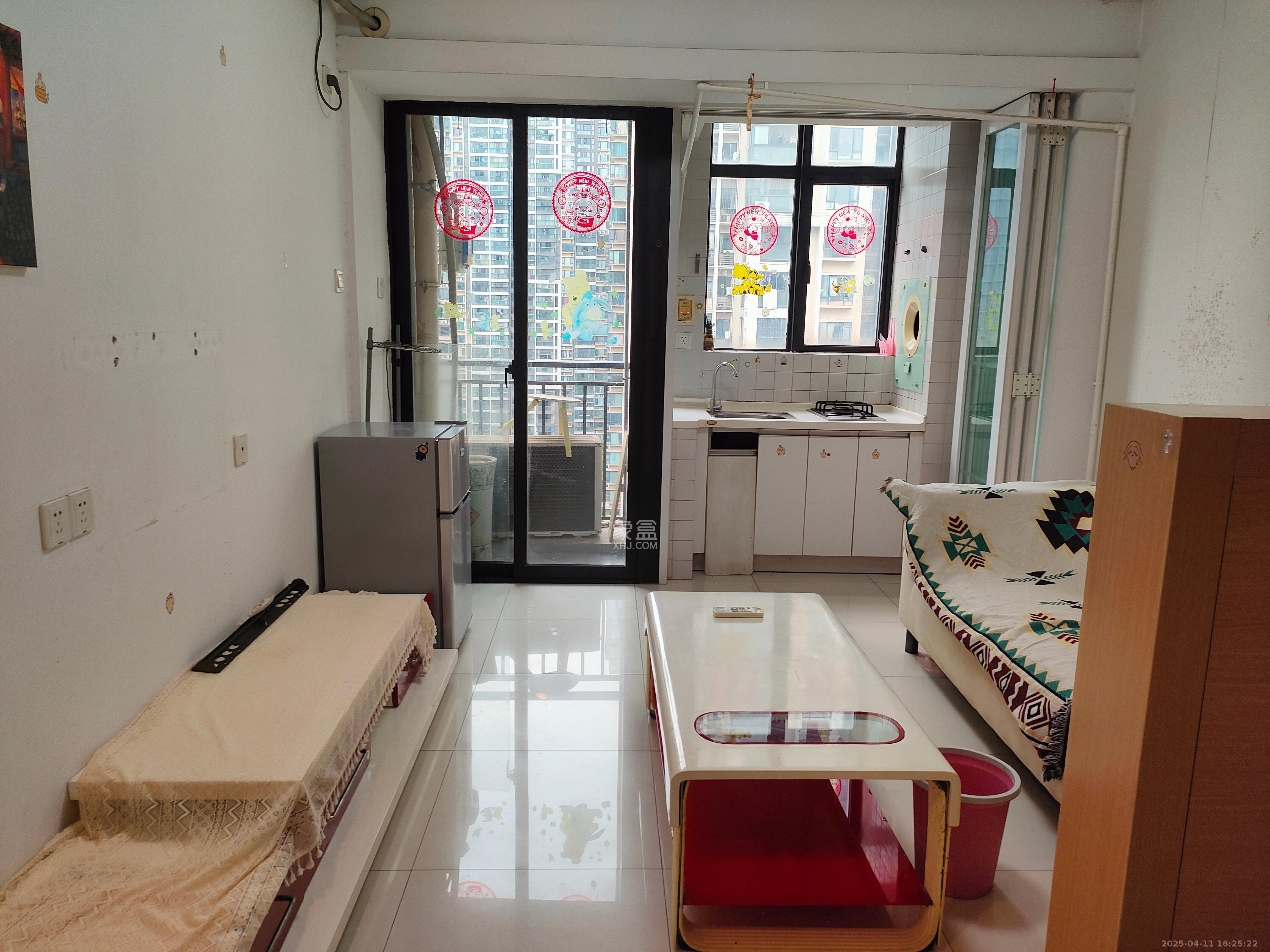 华润凤凰城一期  2室1厅1卫   1500.00元/月室内图