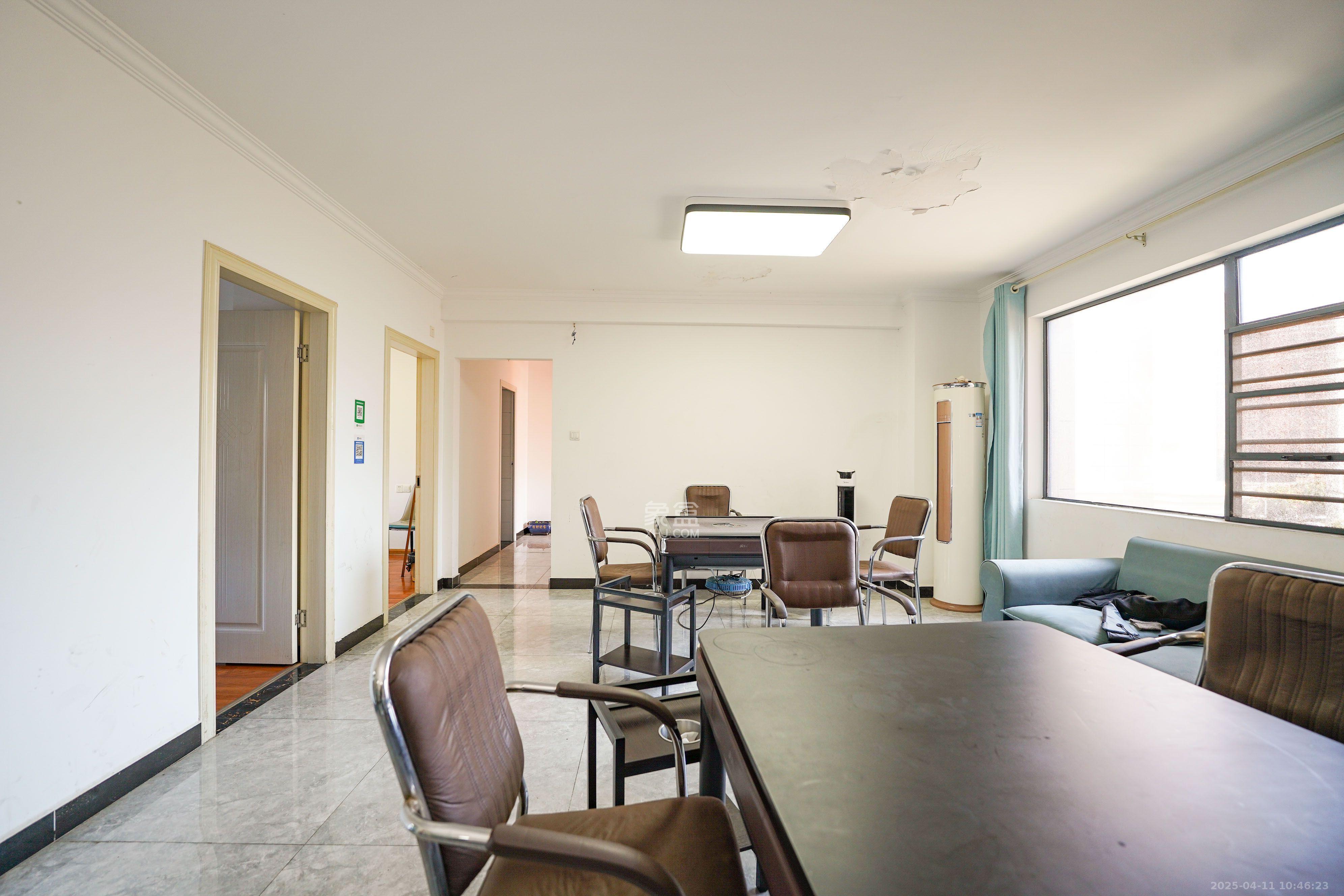 创世纪广场 4室2厅2卫 2800.0元/月 创世纪广场 4室2厅2卫 2800.0元/月室内图