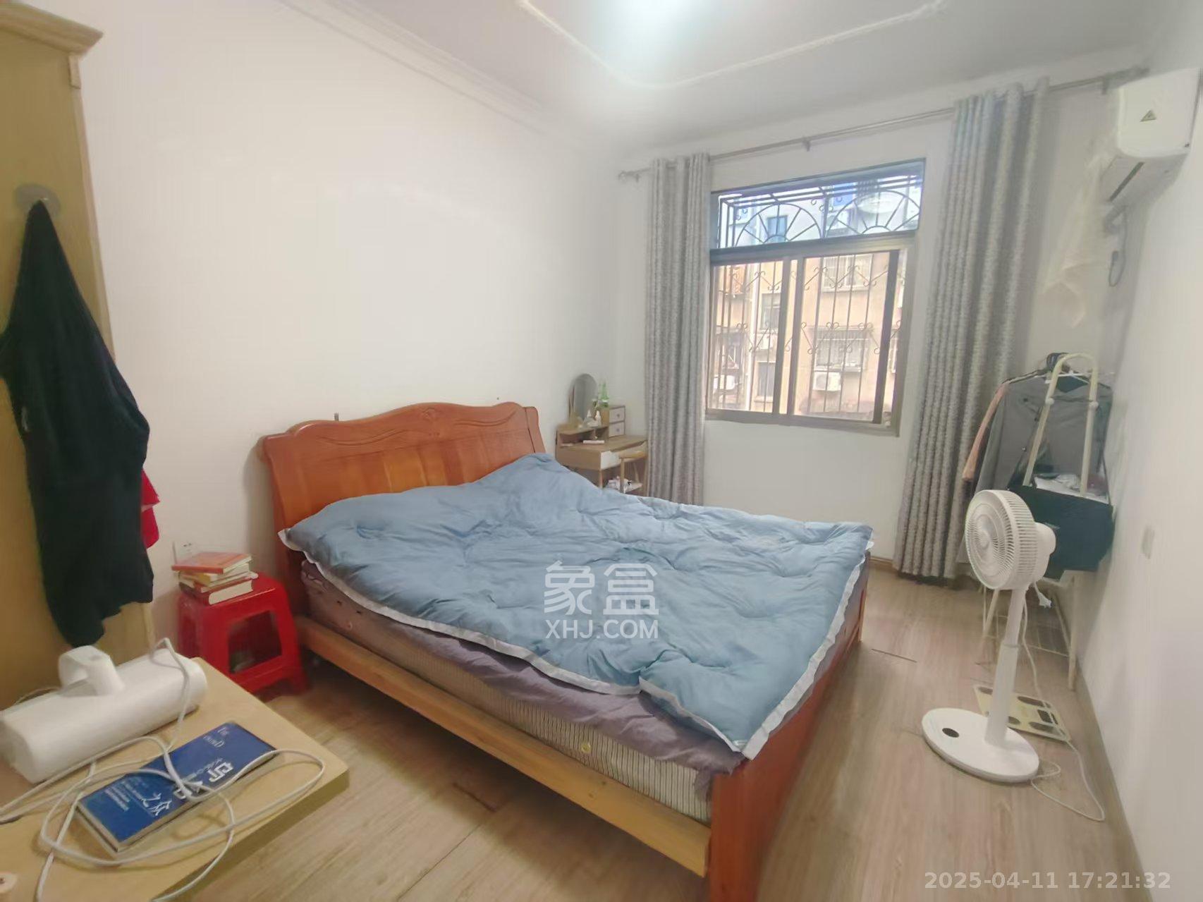 韶山西路15号（建行宿舍）  2室2厅1卫   980.00元/月室内图