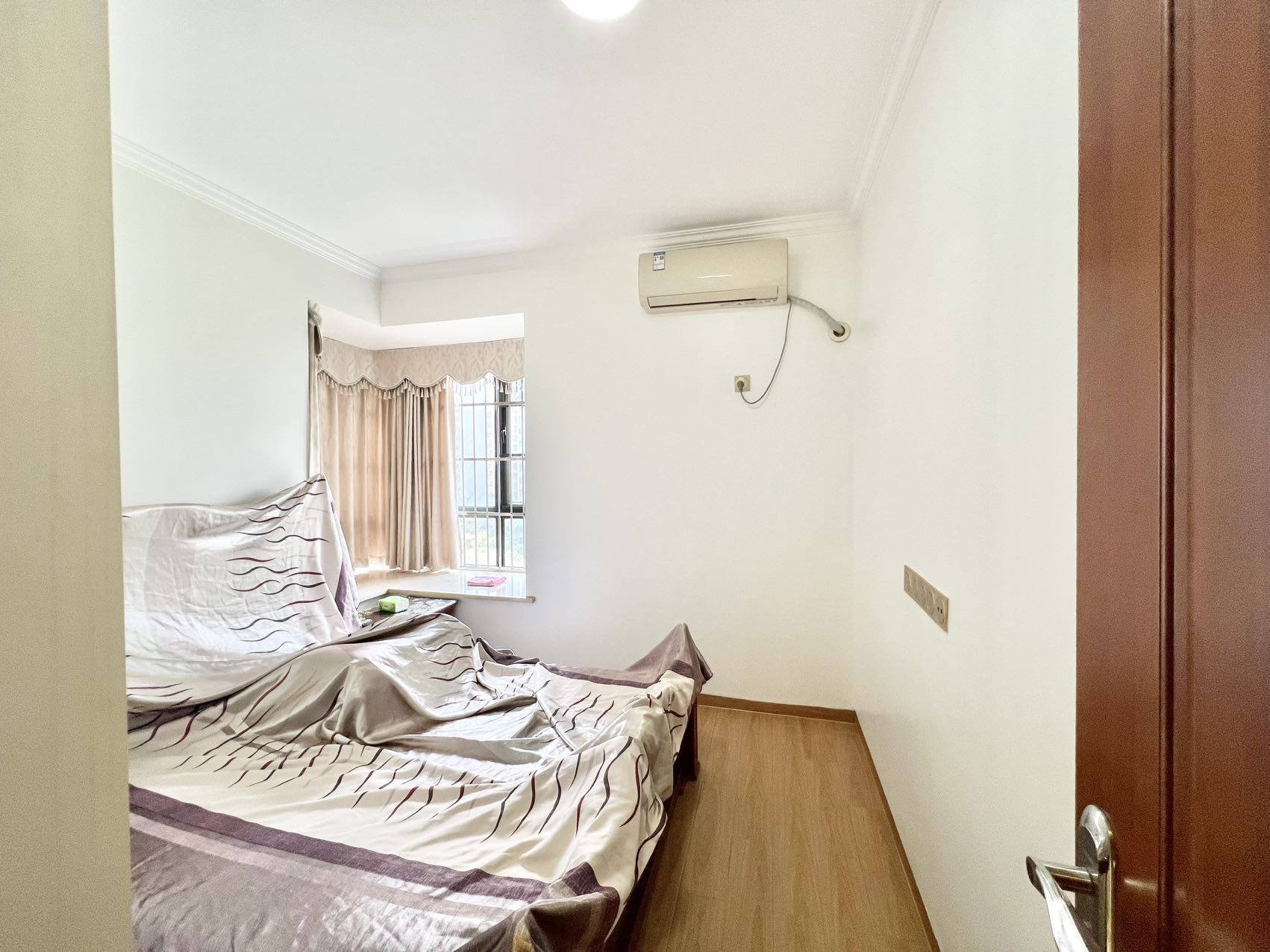 昌茂水木清华  3室2厅1卫    3000.0元/月 昌茂水木清华  3室2厅1卫    3000.0元/月室内图