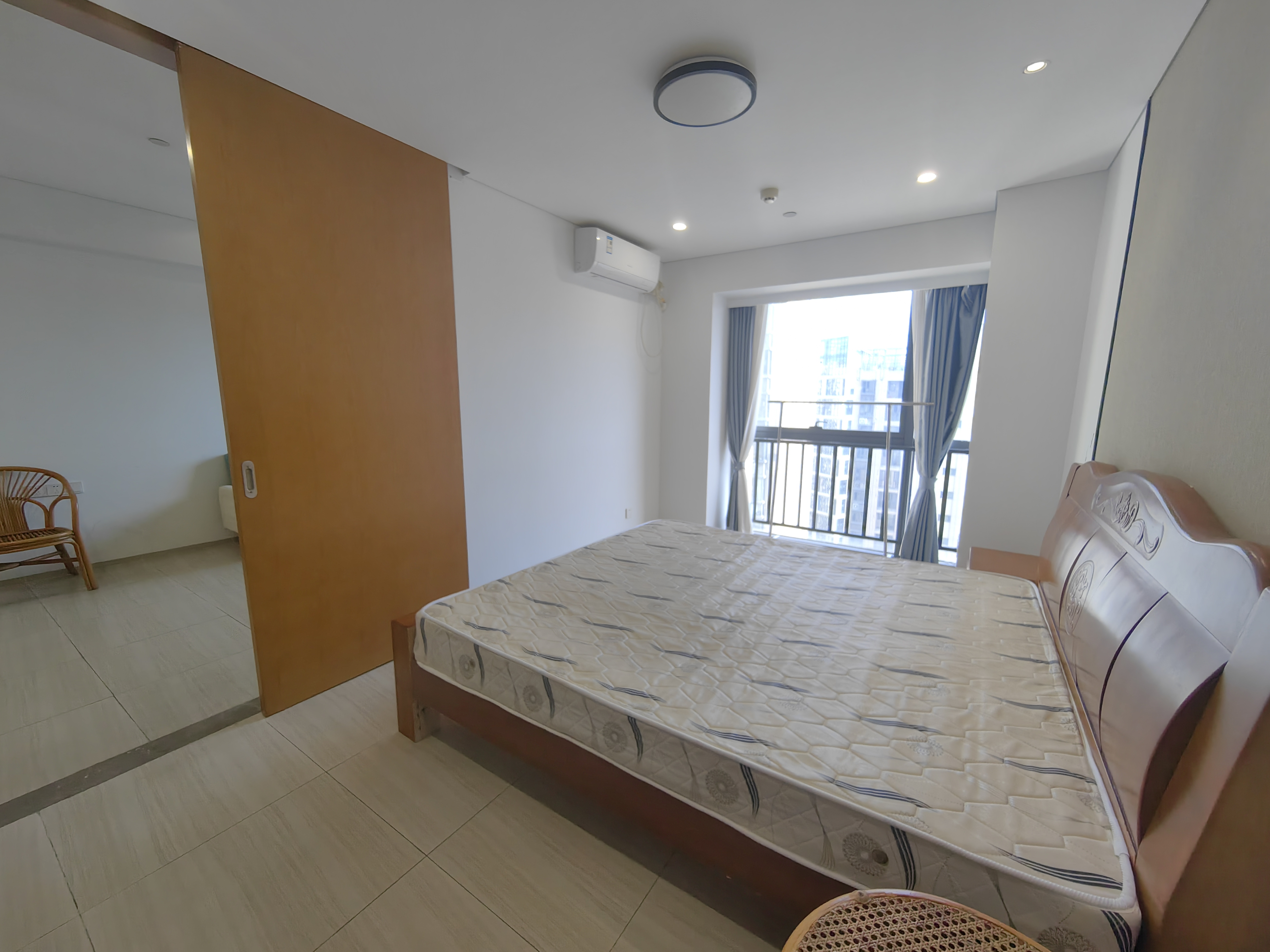 海航豪庭南苑 1室1厅1卫 129.0万 海航豪庭南苑 1室1厅1卫 129.0万客厅