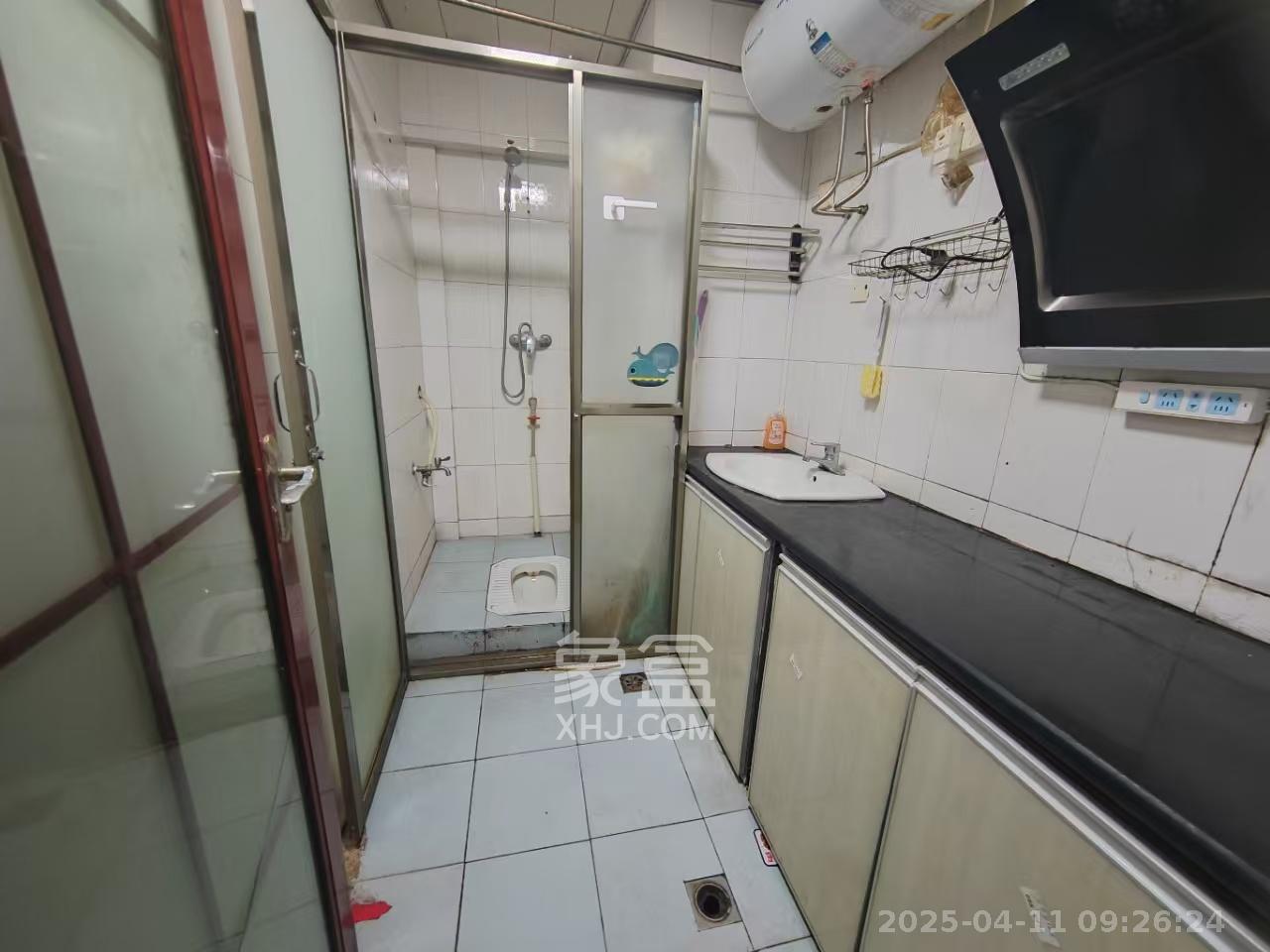 七彩阳光里  1室1厅1卫   800.00元/月室内图